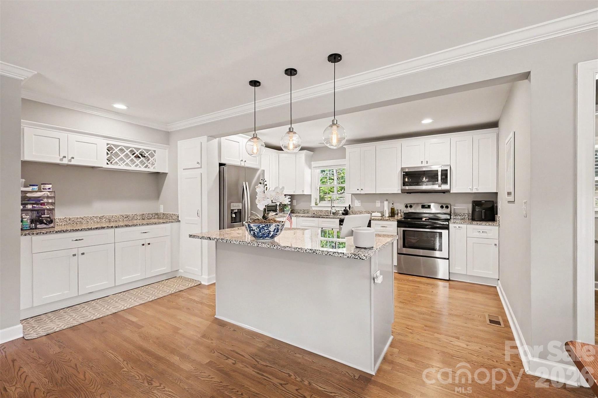 Kitchen - 5621 Alanhurst Place, Charlotte