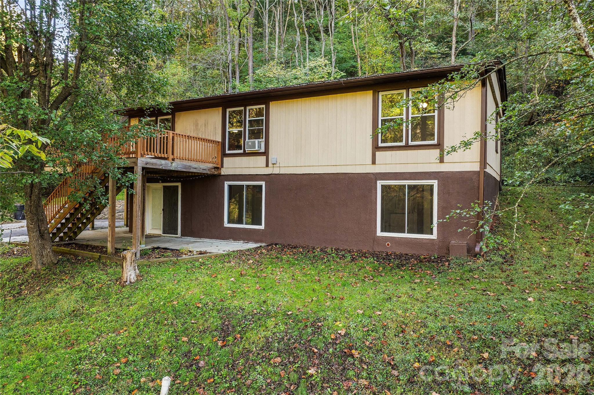 376 Roberts Hill Road