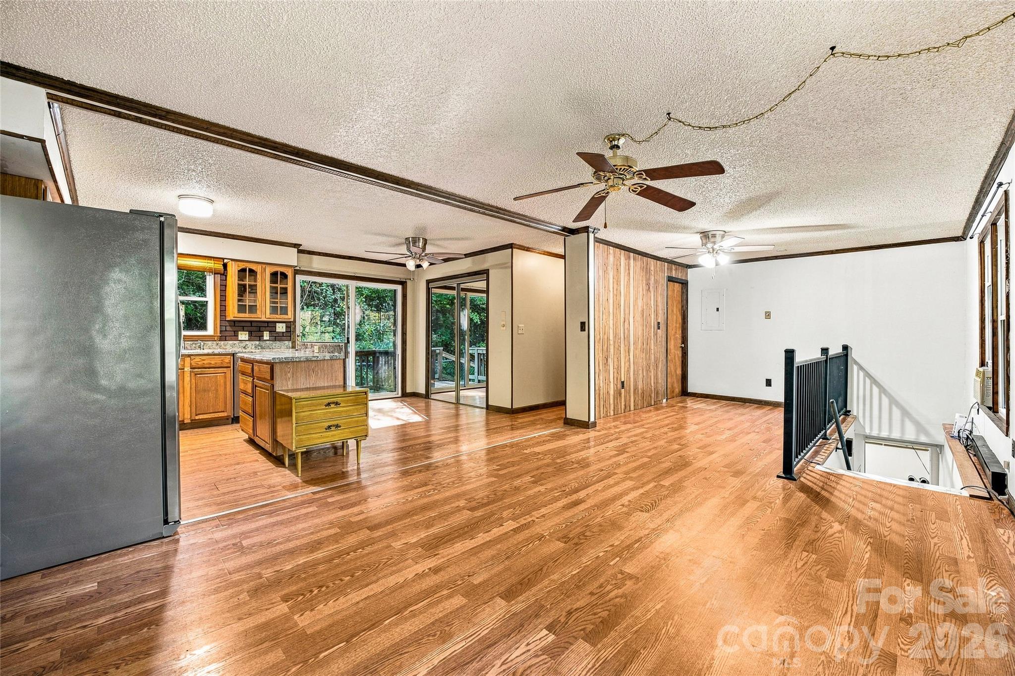 Single Family Residence at 376 Roberts Hill Road, Marshall, photo 7 of 28