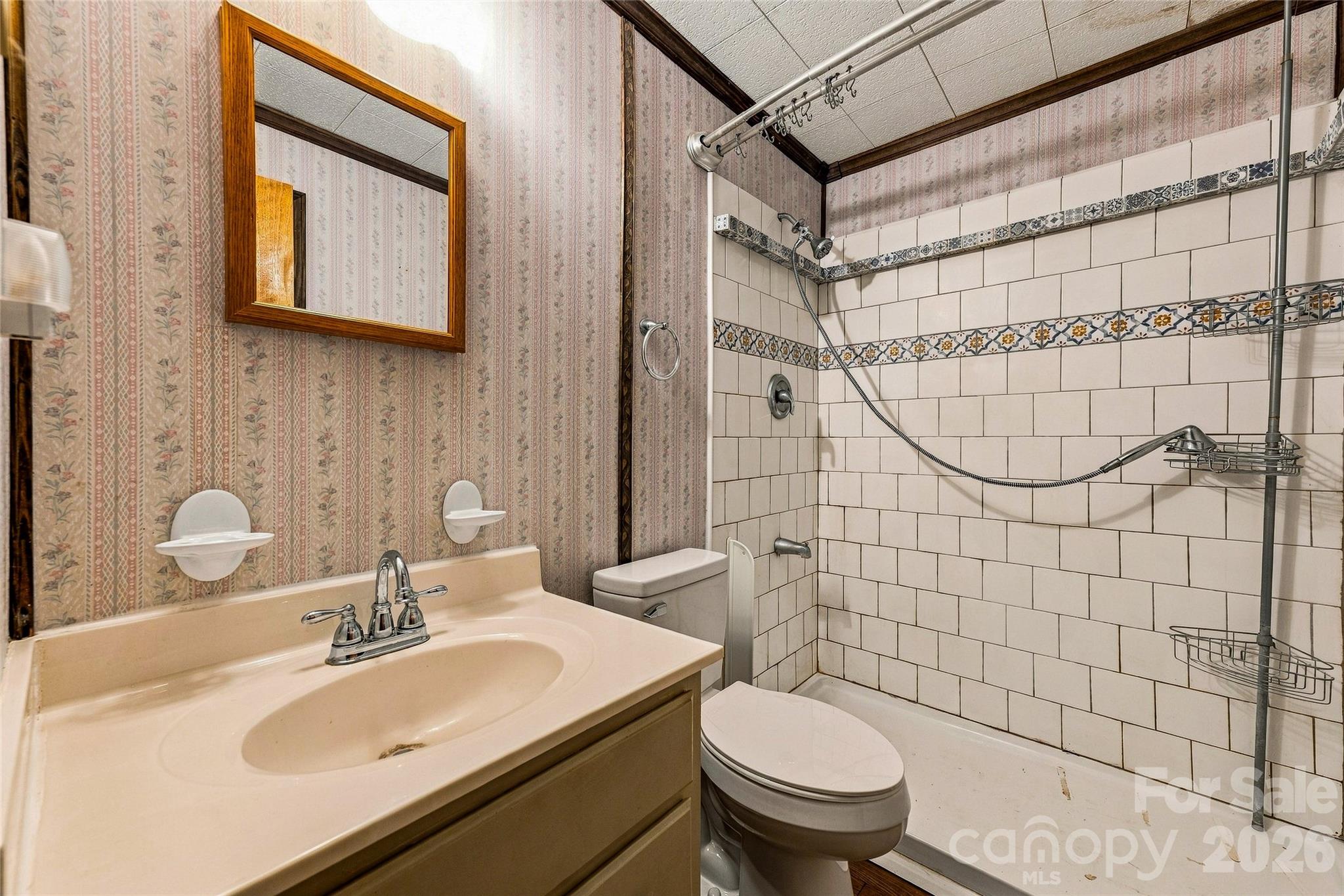 Single Family Residence at 376 Roberts Hill Road, Marshall, photo 14 of 28