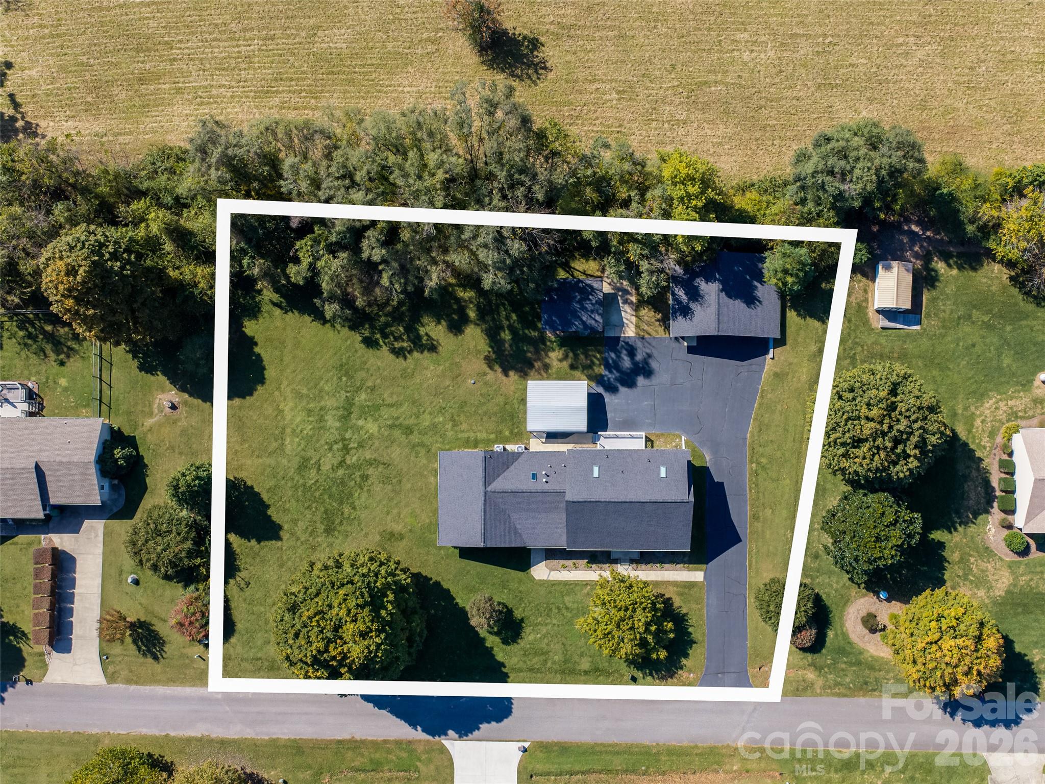 Single Family Residence at 47 Cane Creek Circle, Fairview, photo 4 of 51