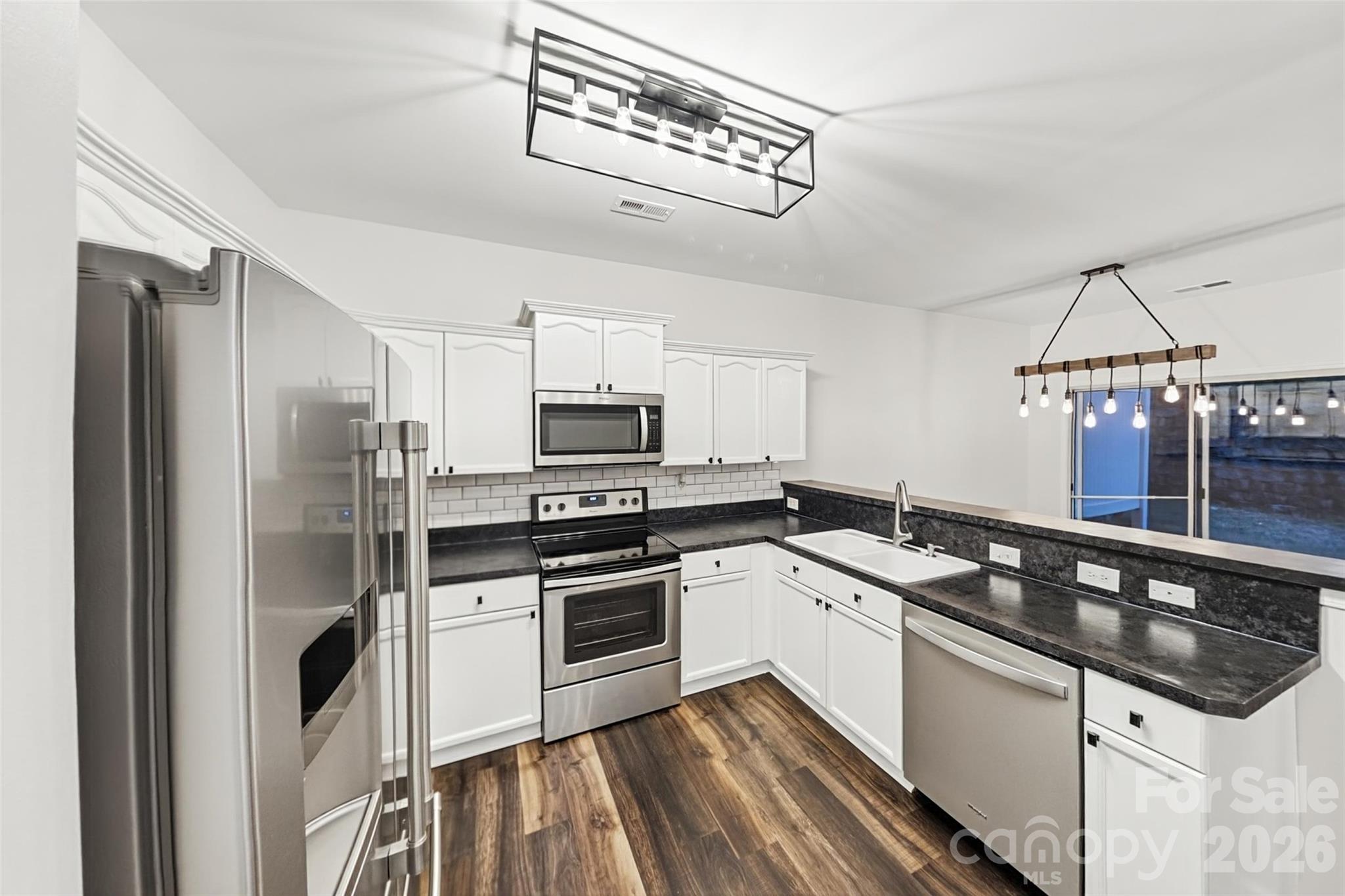 Townhouse at 5454 Franklin Springs Circle, Charlotte, photo 3 of 14