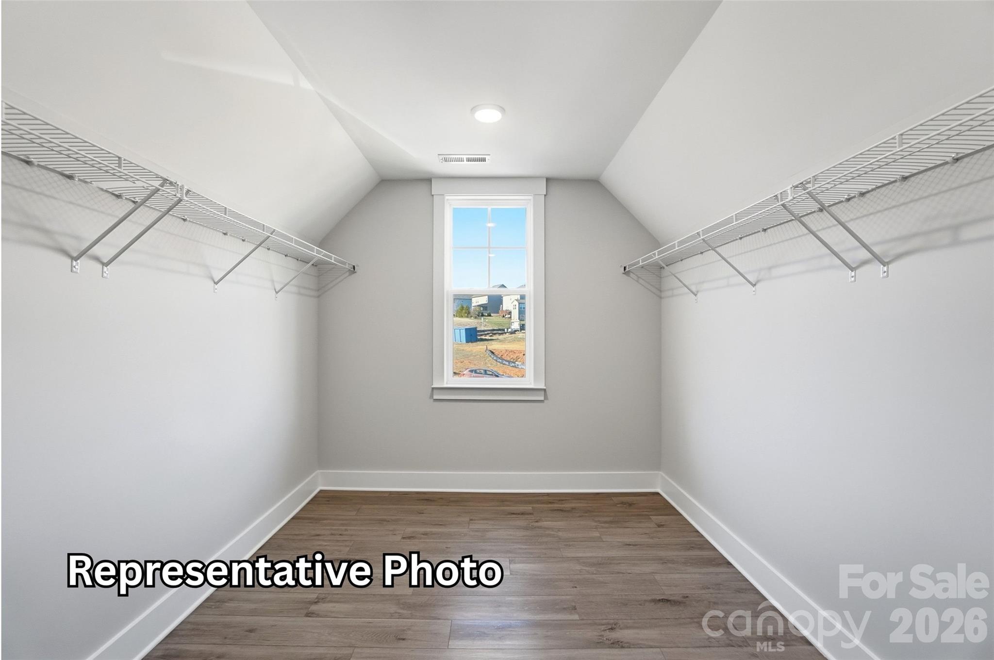 Walk in Closet - 2189 Caravan Lane, Stanley
