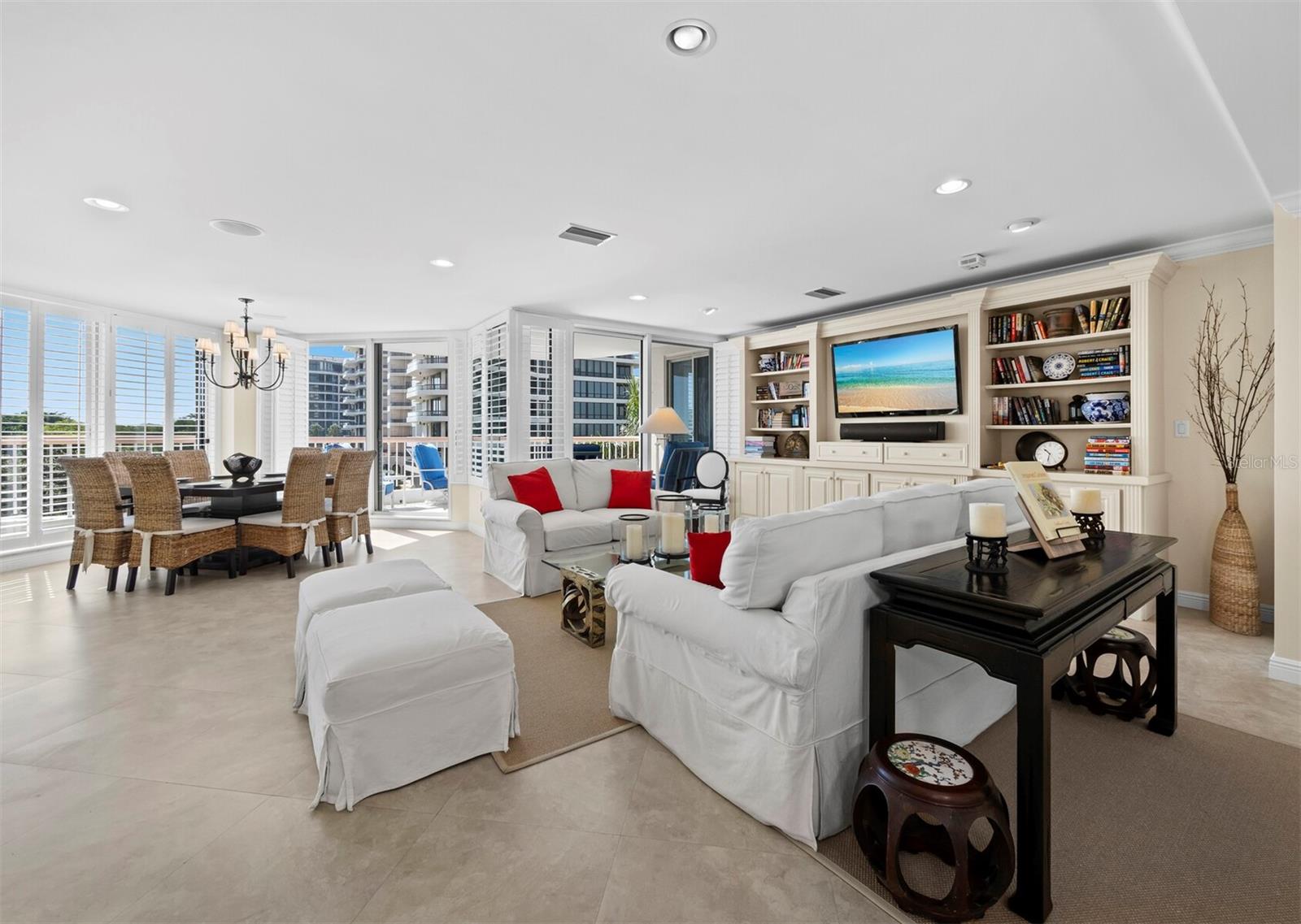 so much space, so many possibilities - 455 LONGBOAT CLUB RD #402, LONGBOAT KEY