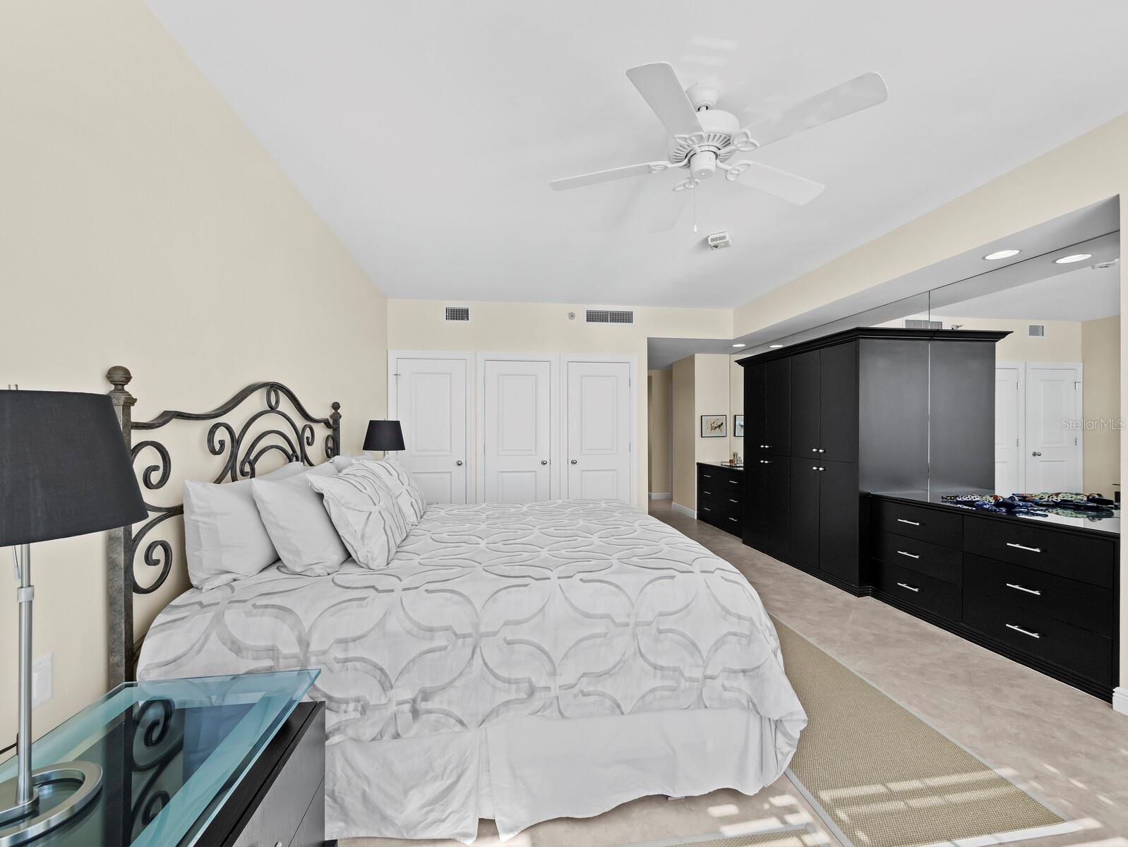 Spacious with high ceilings, ample storage, a full bath and half bath. - 455 LONGBOAT CLUB RD #402, LONGBOAT KEY