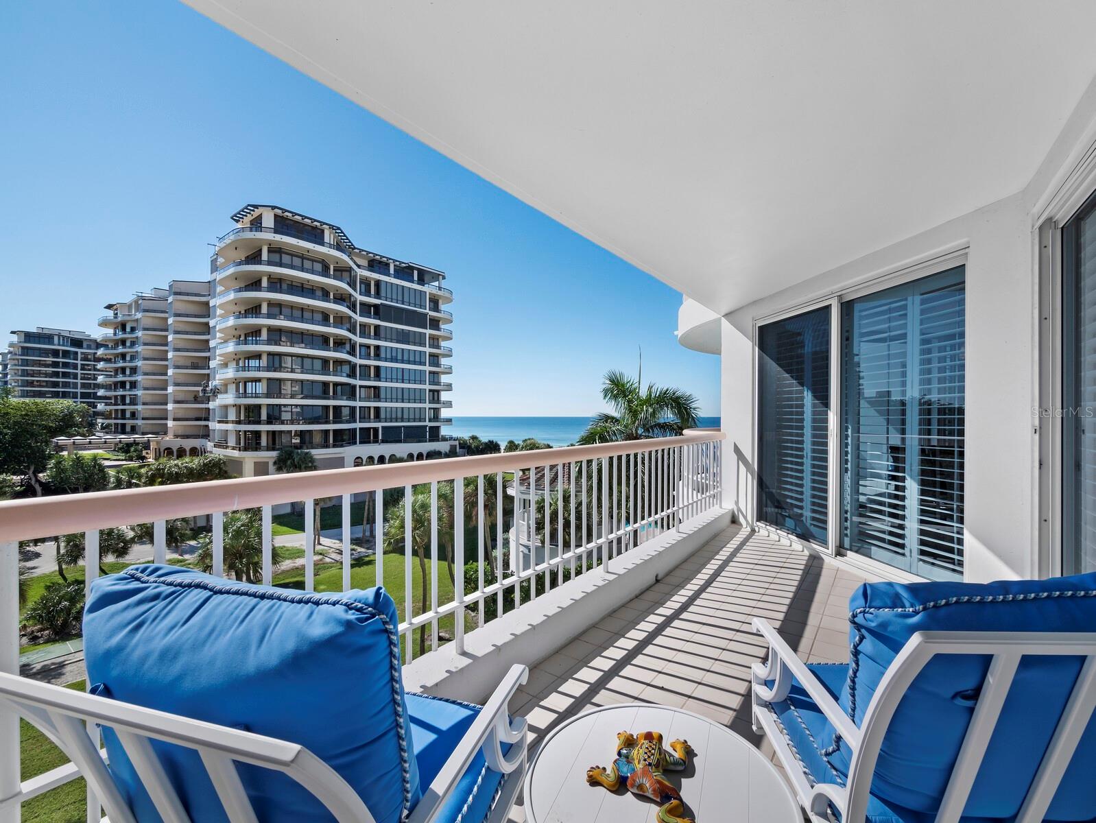 The best of indoor/outdoor living - 455 LONGBOAT CLUB RD #402, LONGBOAT KEY