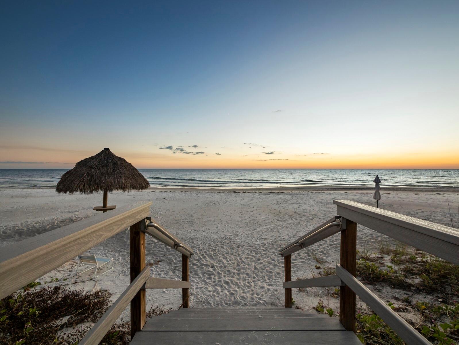 Private beach access - 455 LONGBOAT CLUB RD #402, LONGBOAT KEY