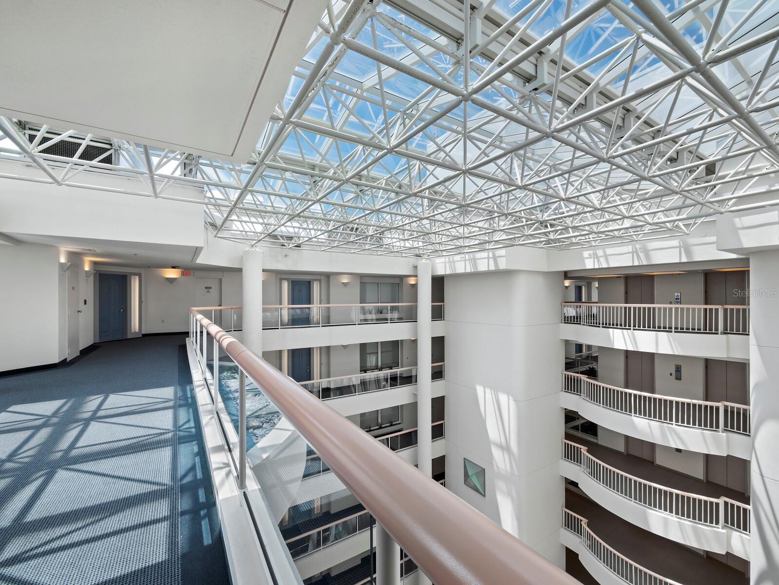 The Atrium invites an abundance of natural light - 455 LONGBOAT CLUB RD #402, LONGBOAT KEY