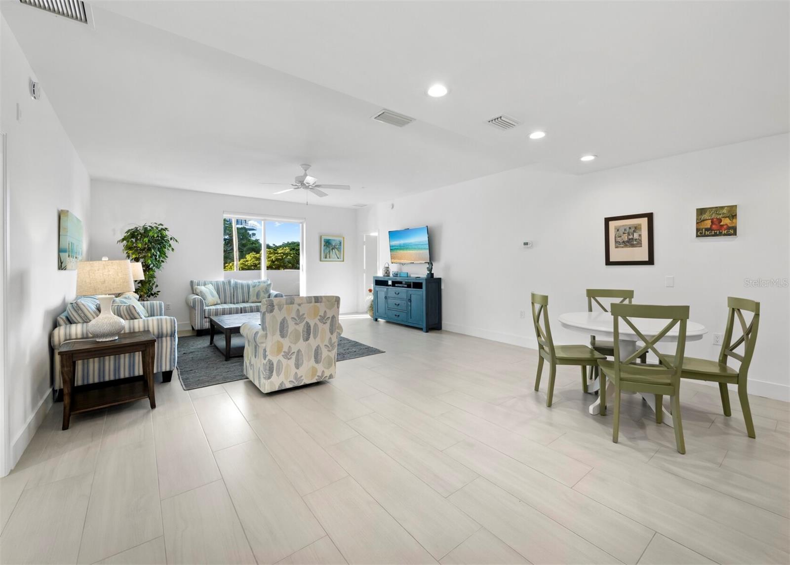 Guest Suite One - 2 Bed/2 Bath - 455 LONGBOAT CLUB RD #402, LONGBOAT KEY