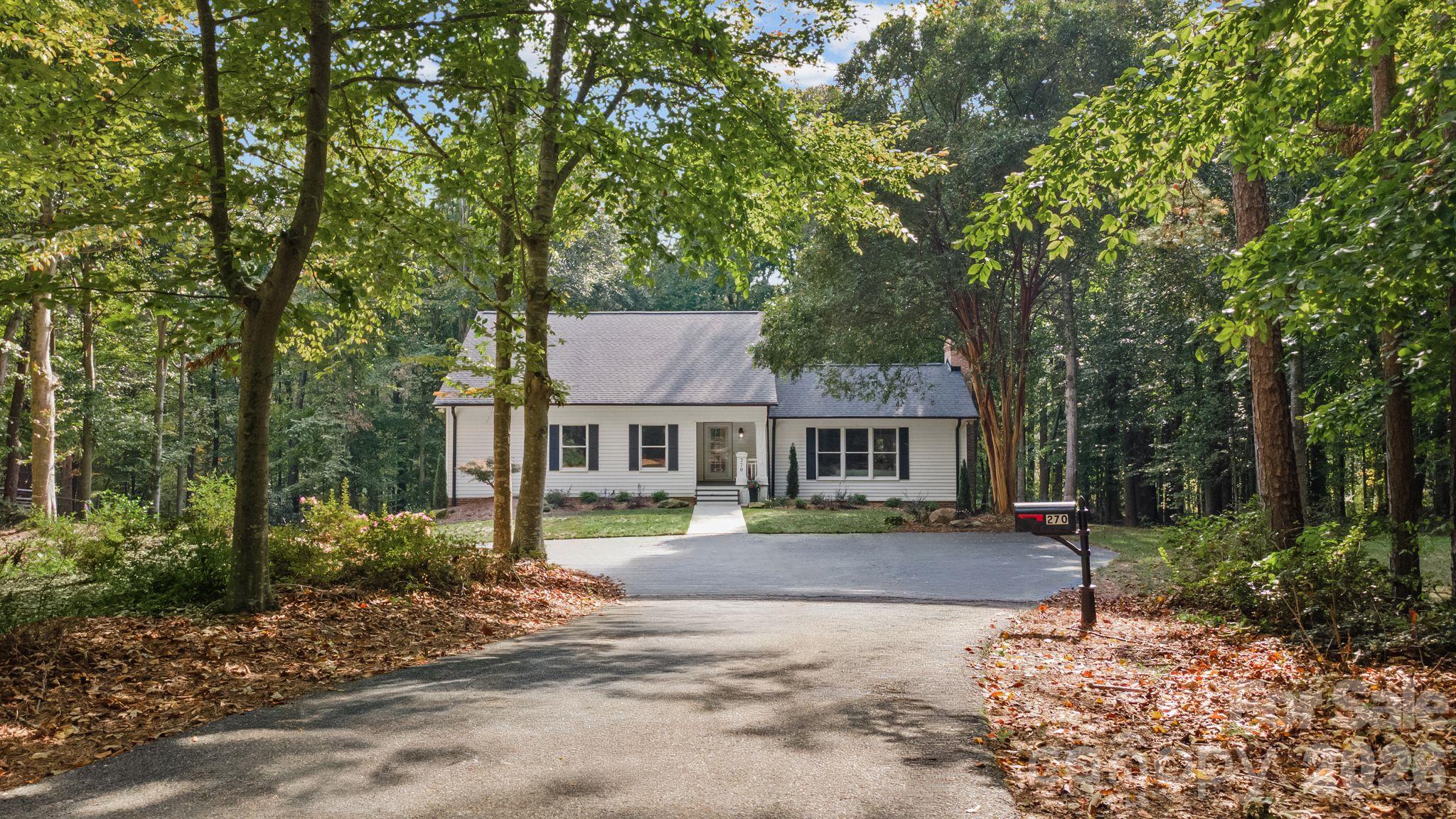 270 Sweet Autumn Lane