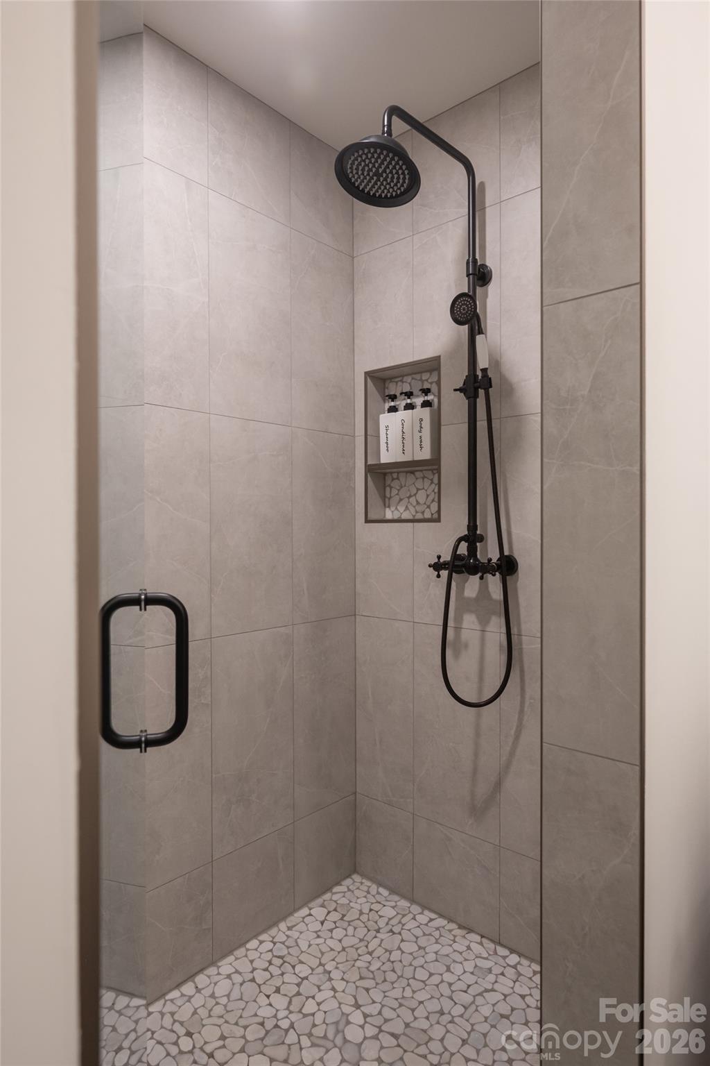 Lower level guest bathroom - 125 Carolina Lily Lane, Asheville