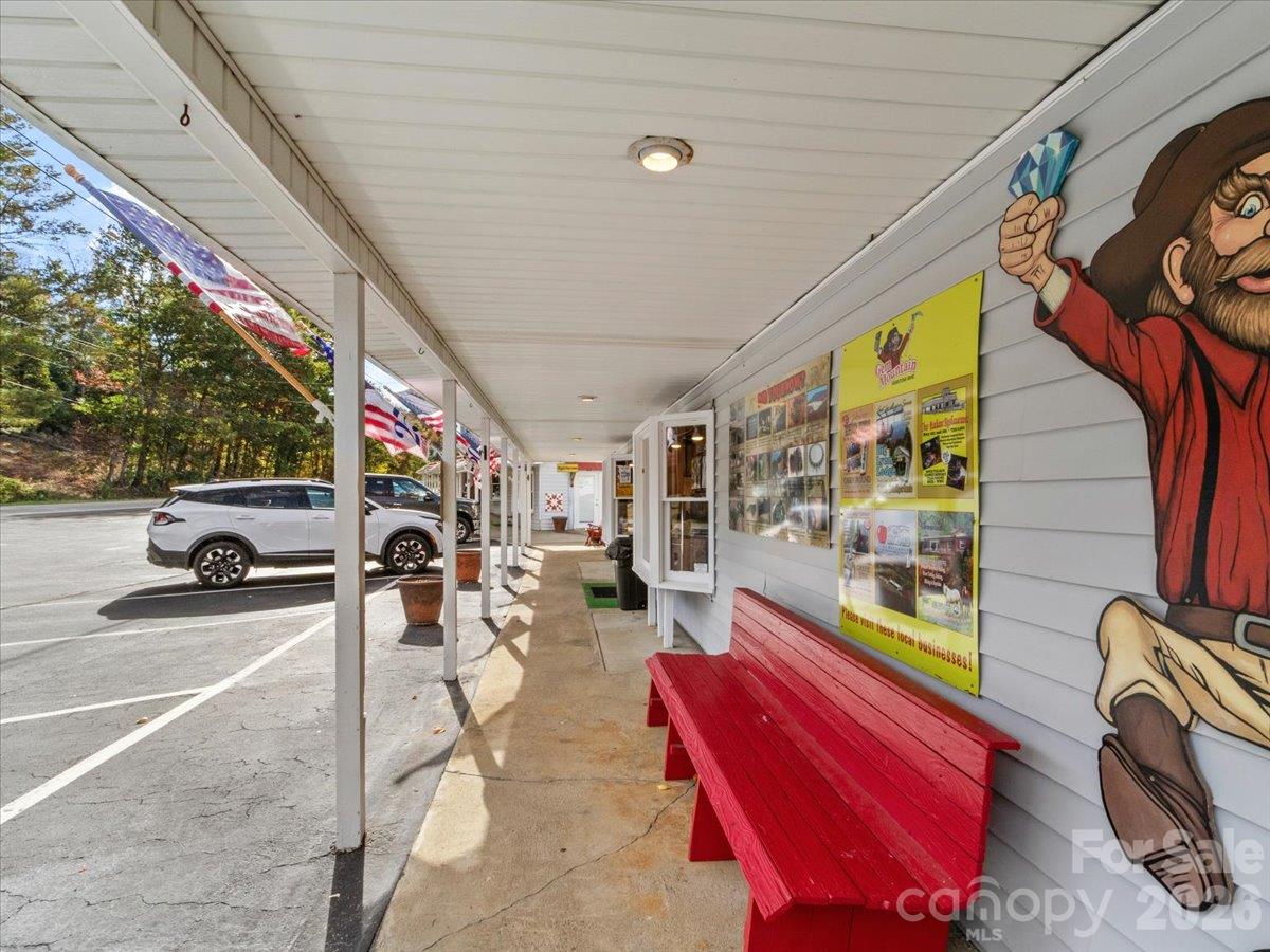 Retail at 13780 S 226 Highway, Spruce Pine, photo 17 of 41