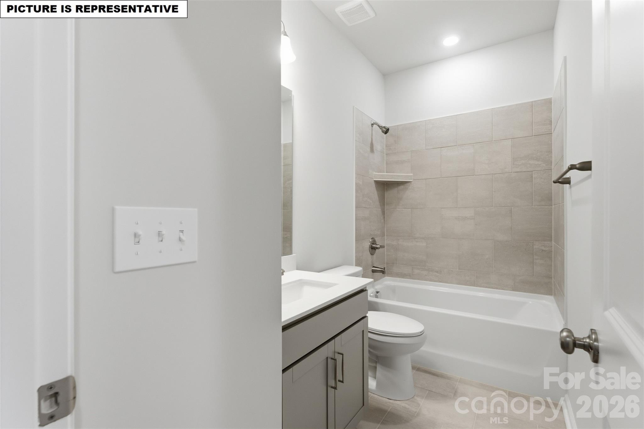 Townhouse at 4628 Lakeview Road, Charlotte, photo 17 of 20