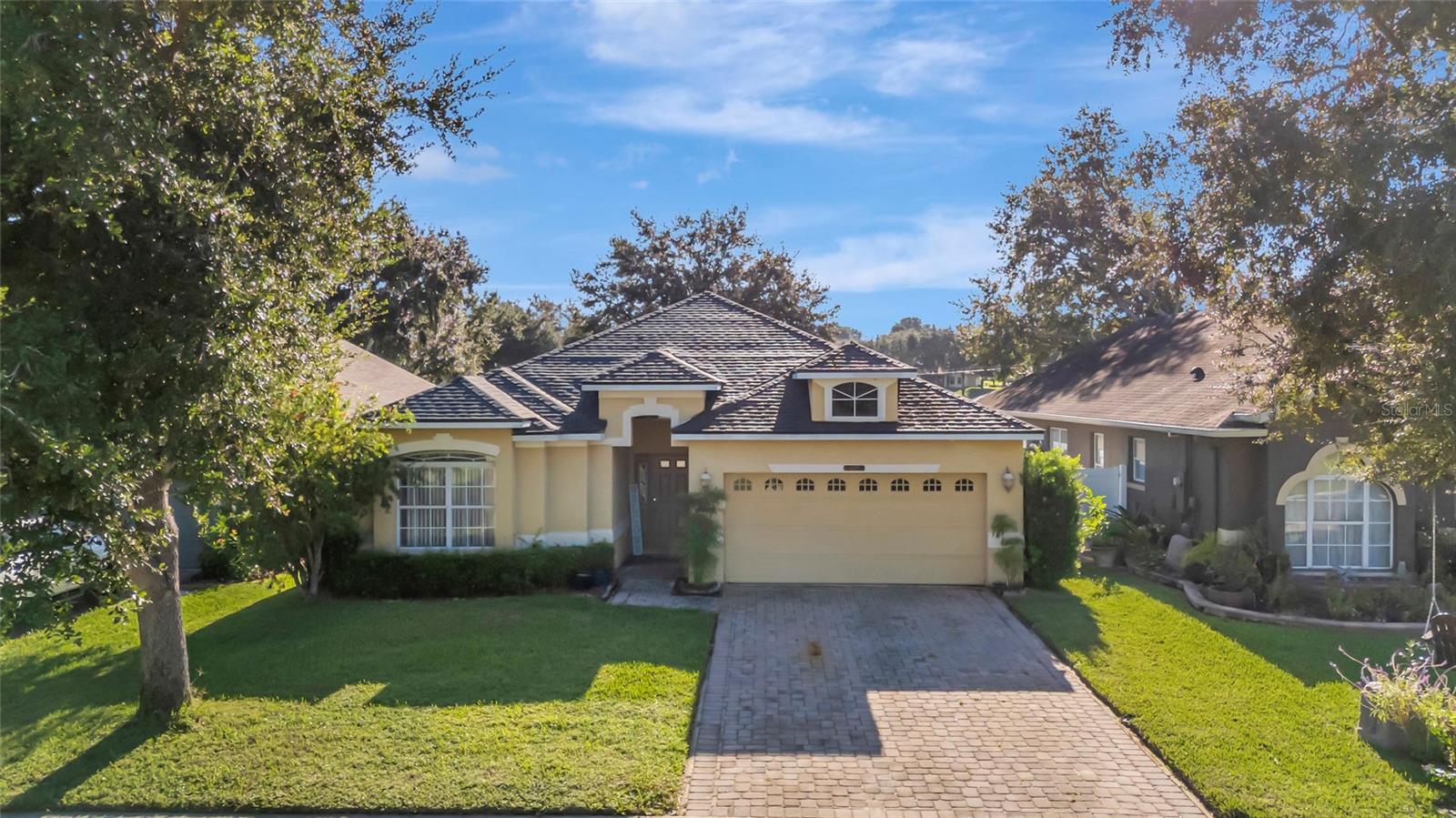 4877 GRASSY KNOLL DR