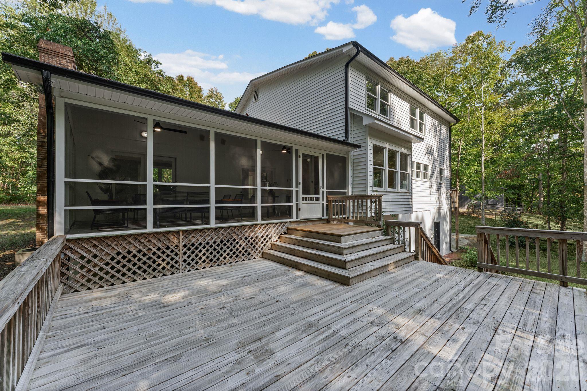 Single Family Residence at 270 Sweet Autumn Lane, Lexington, photo 28 of 45