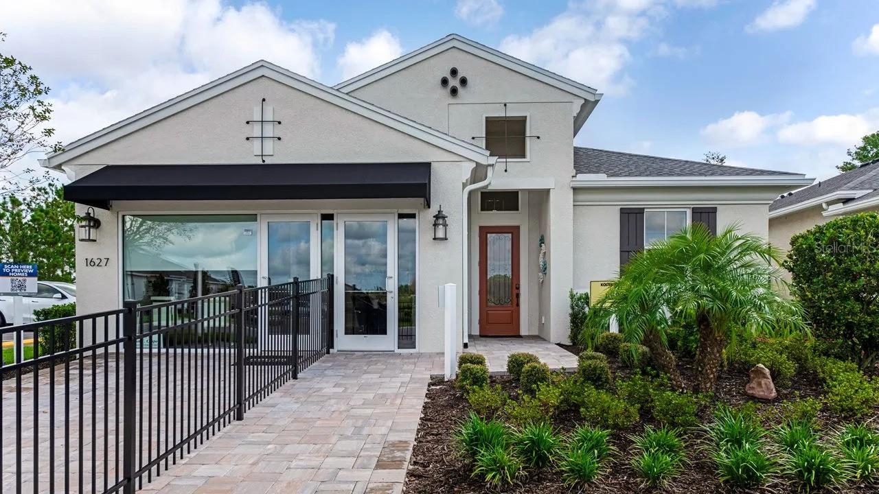 1021 LILIANA DR