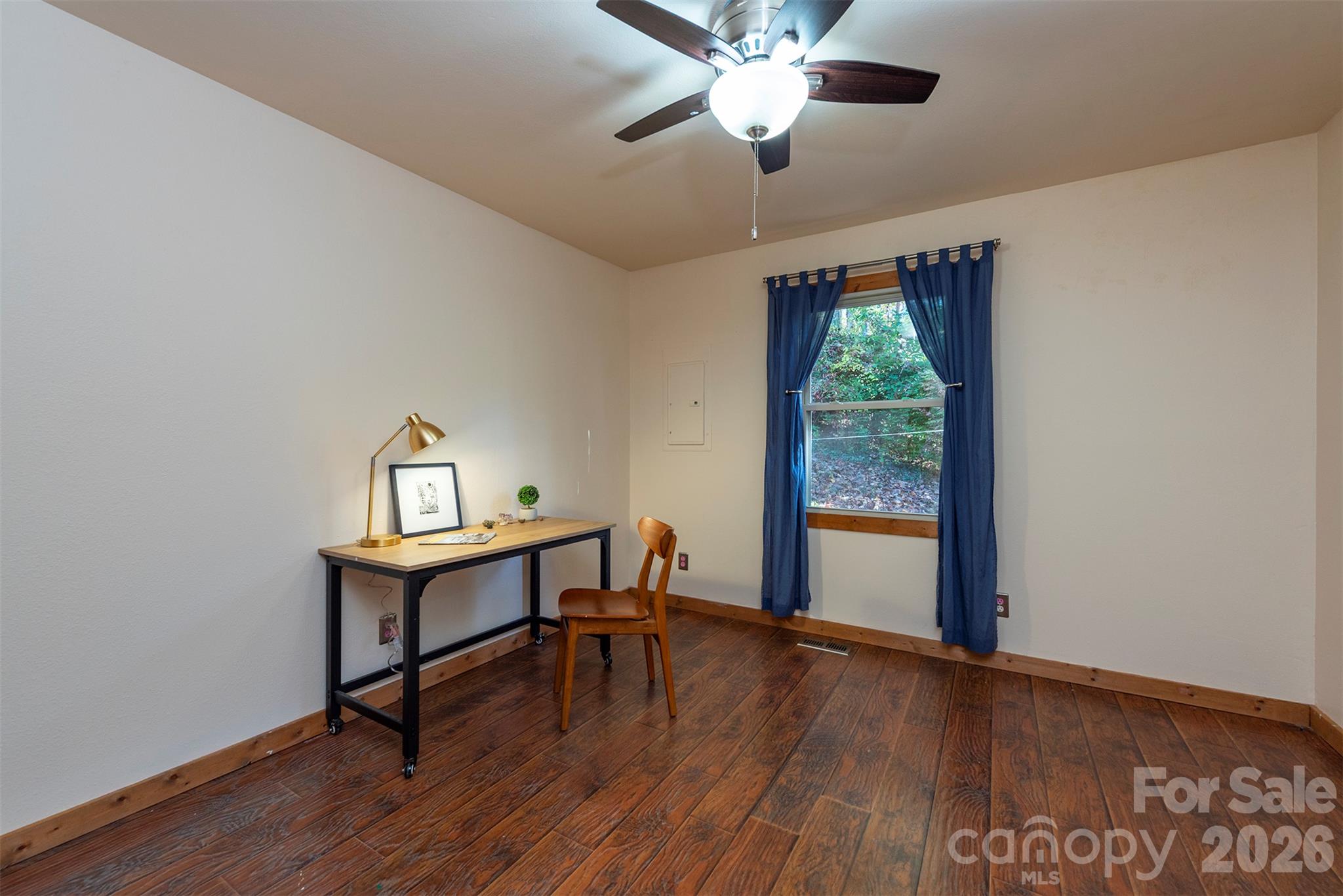 Single Family Residence at 418 Sunshine Cove Road, Waynesville, photo 19 of 37