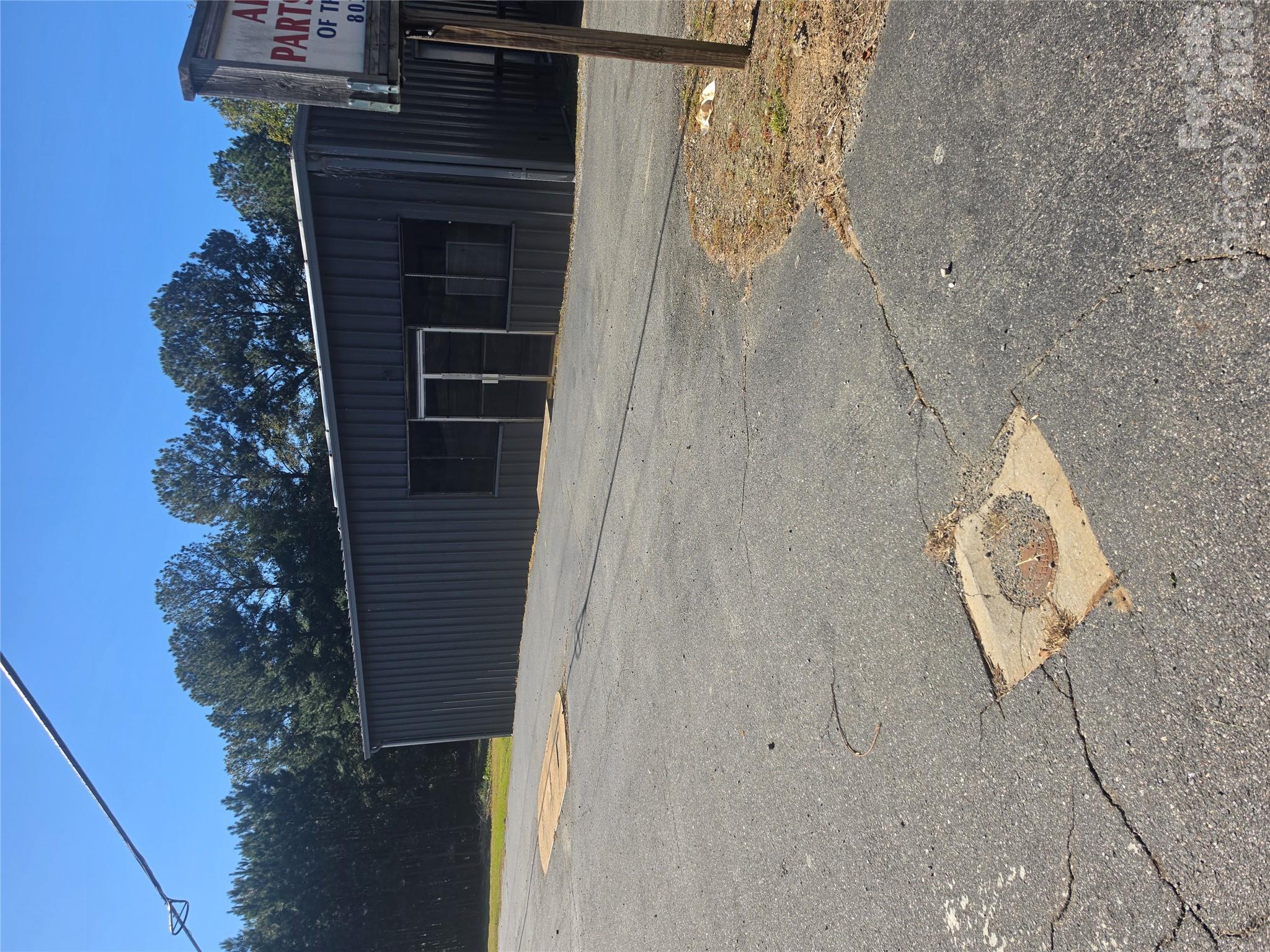Business at 3170 Charlotte Highway, York, photo 2 of 4