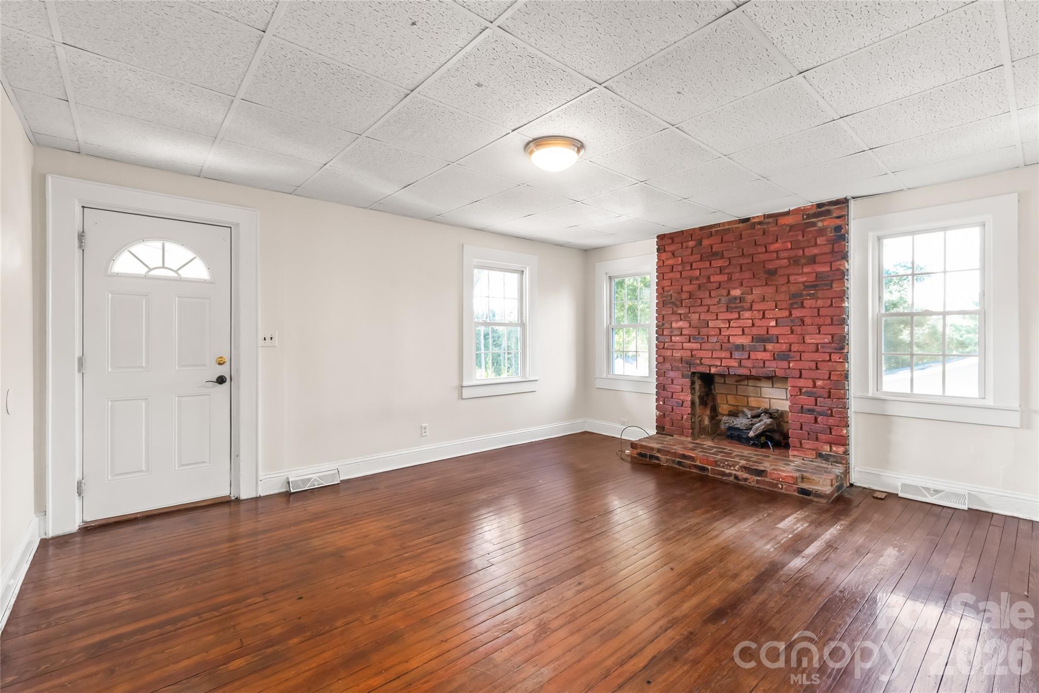 Single Family Residence at 1609 Russell Courtney Road, Monroe, photo 5 of 18