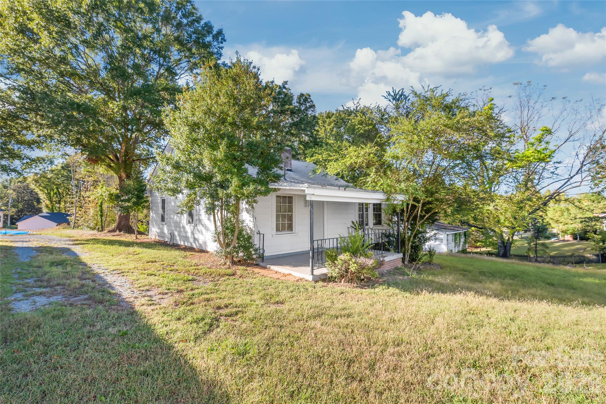 Single Family Residence at 1609 Russell Courtney Road, Monroe, photo 17 of 18