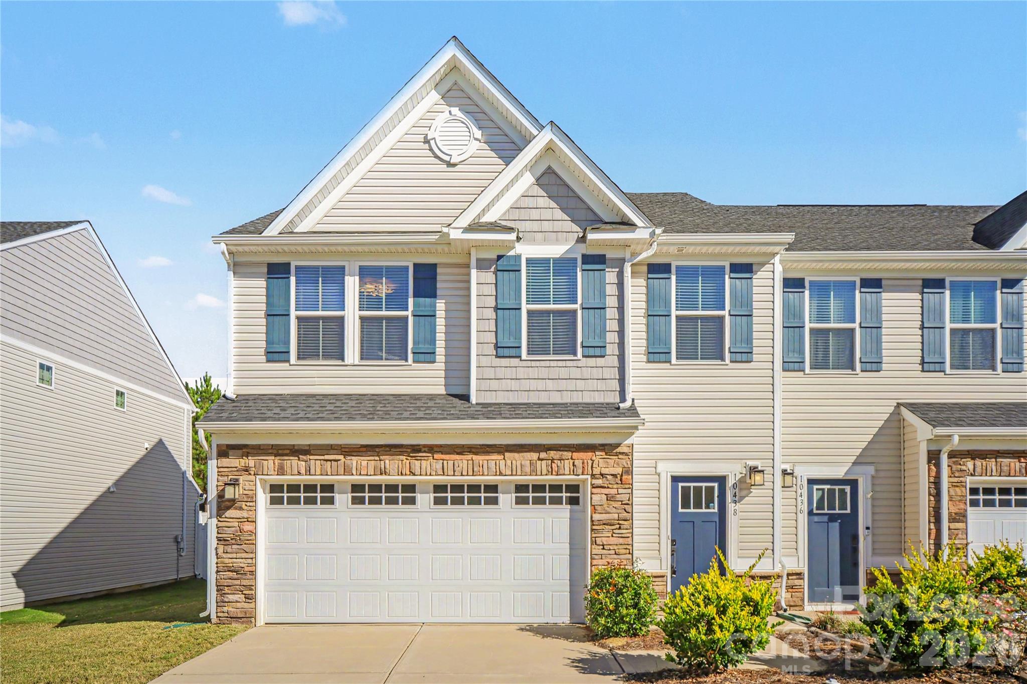 Townhouse at 10438 Dalton Woods Court NW, Huntersville, photo 4 of 44