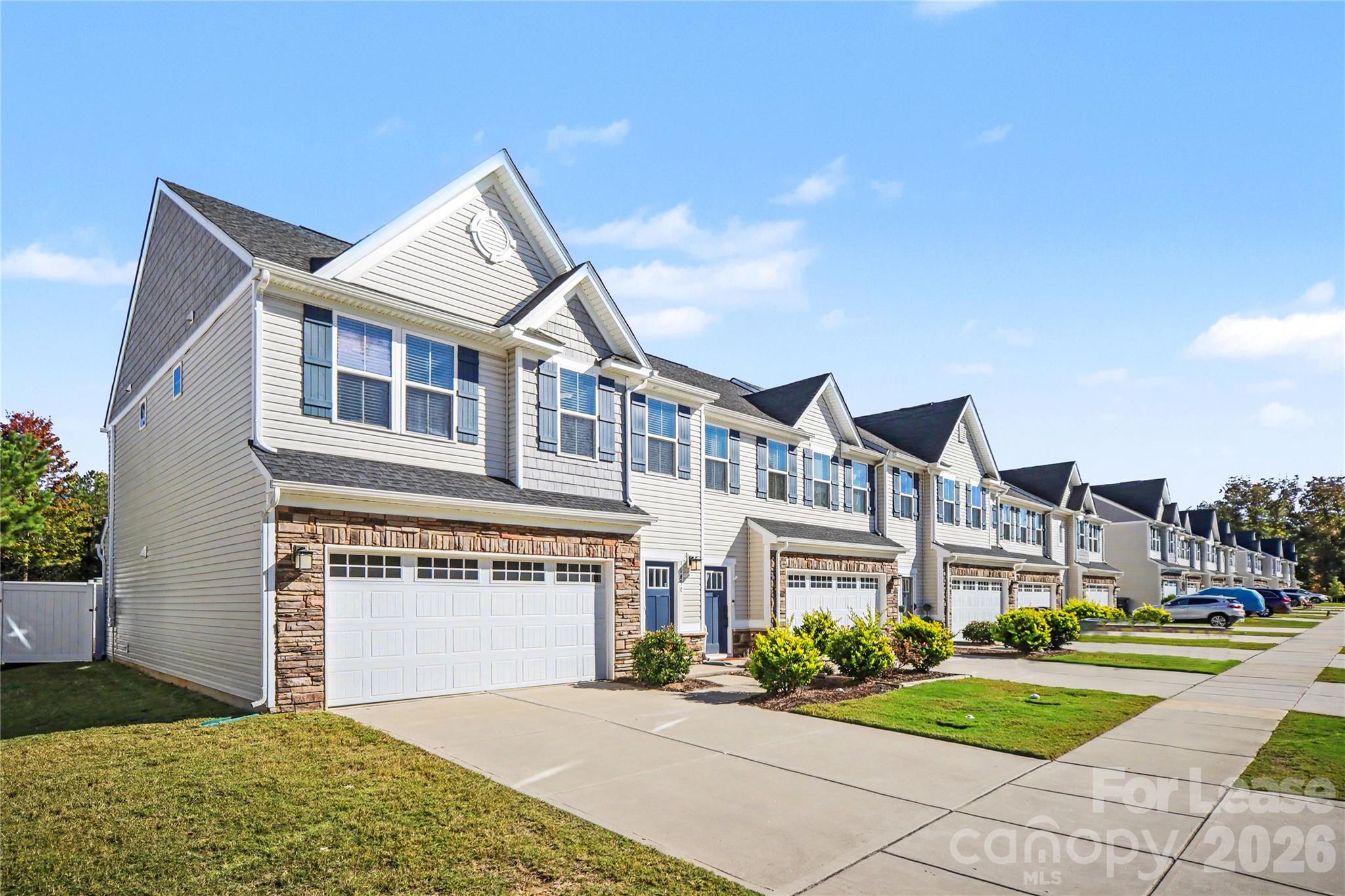 Townhouse at 10438 Dalton Woods Court NW, Huntersville, photo 12 of 44