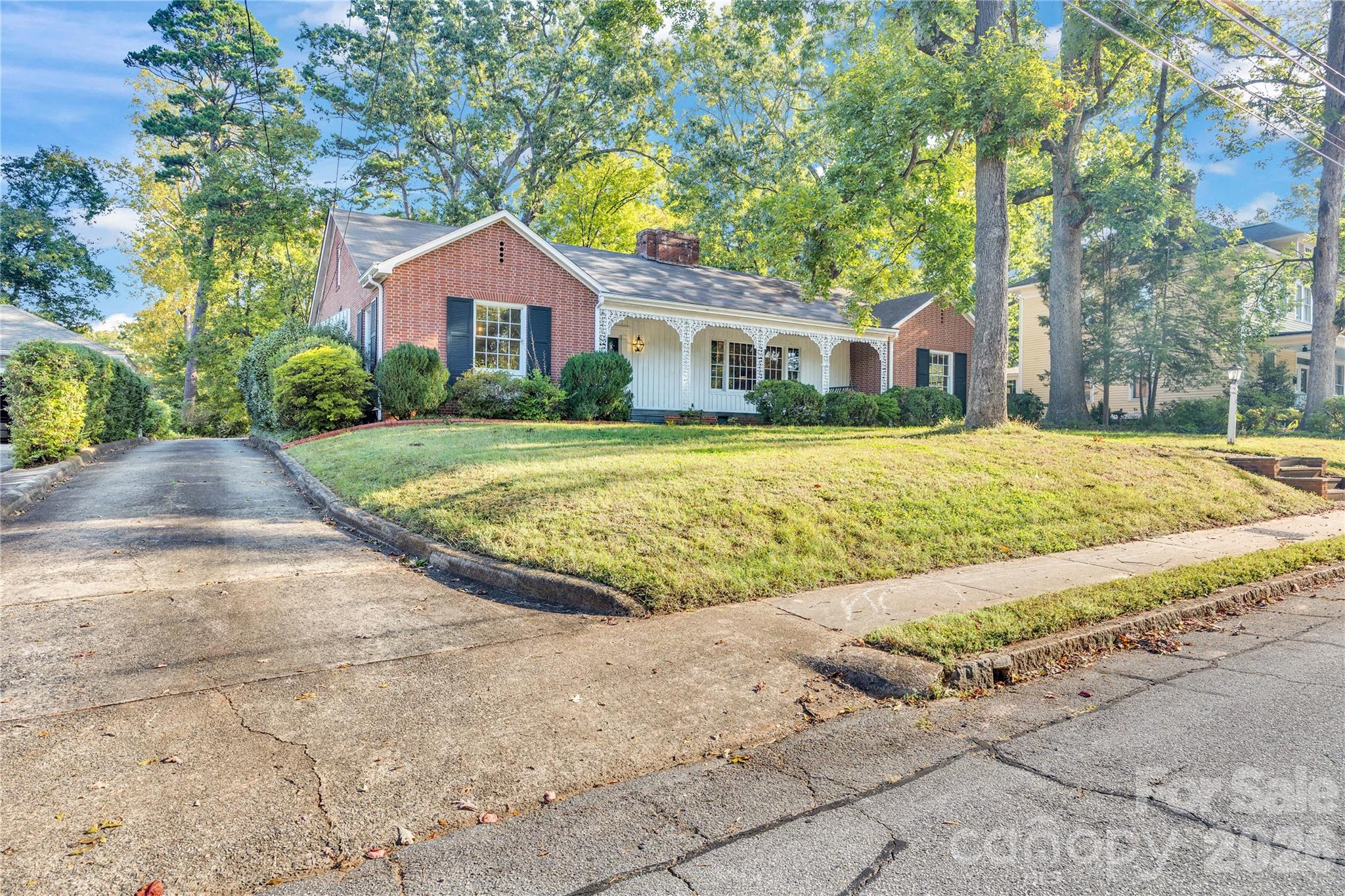 Single Family Residence at 624 Mitchell Avenue, Salisbury, photo 2 of 48
