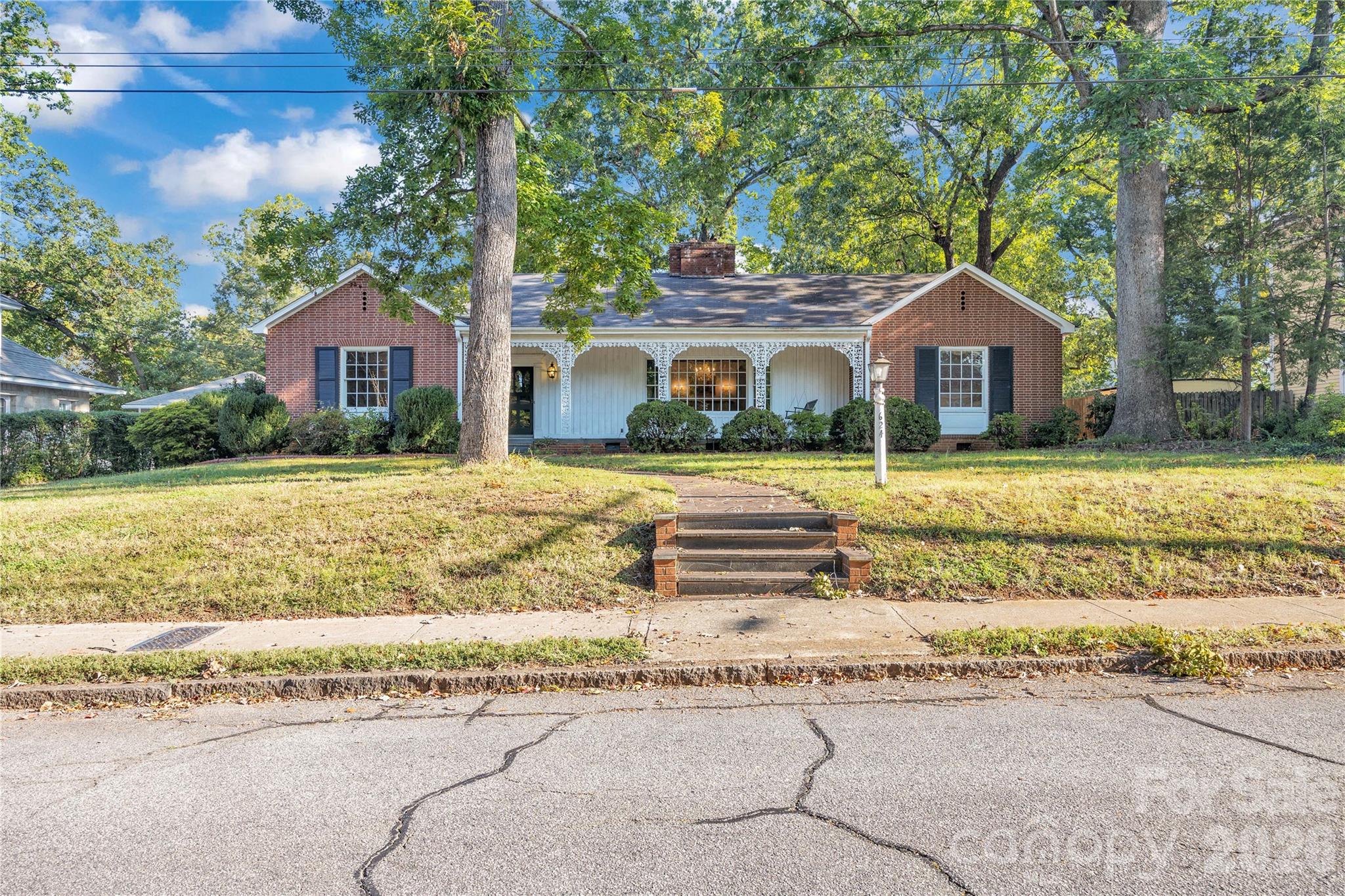 Single Family Residence at 624 Mitchell Avenue, Salisbury, photo 9 of 48