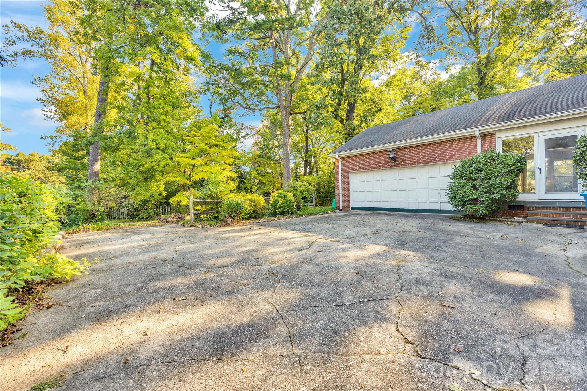 Single Family Residence at 624 Mitchell Avenue, Salisbury, photo 11 of 48