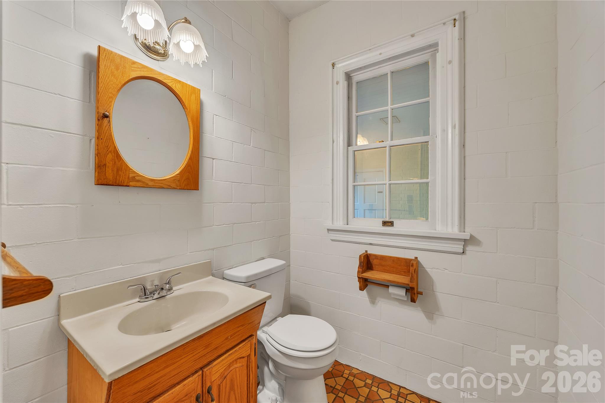 Single Family Residence at 624 Mitchell Avenue, Salisbury, photo 23 of 48