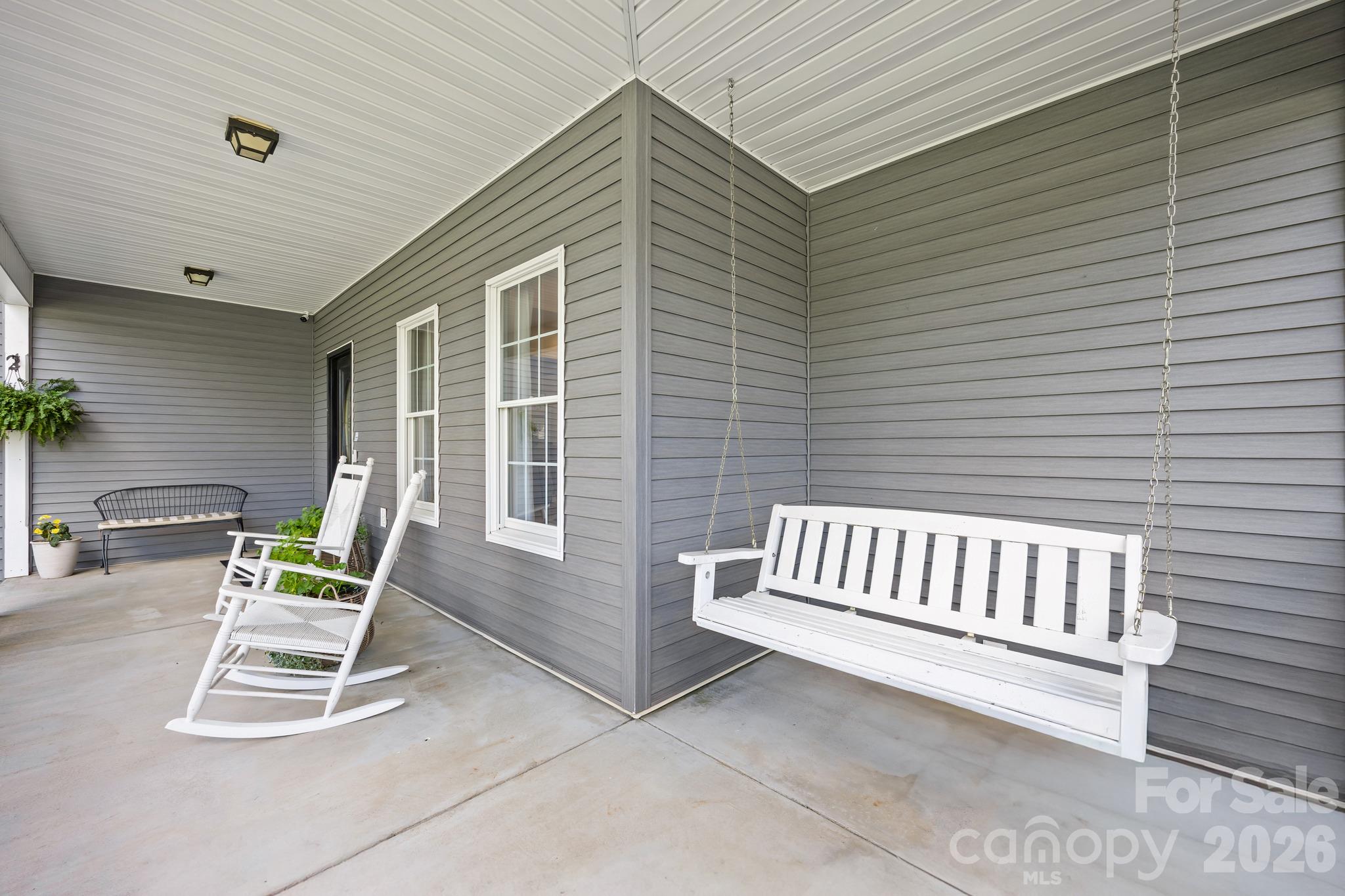 Single Family Residence at 2175 S Chipley Ford Road, Statesville, photo 14 of 47