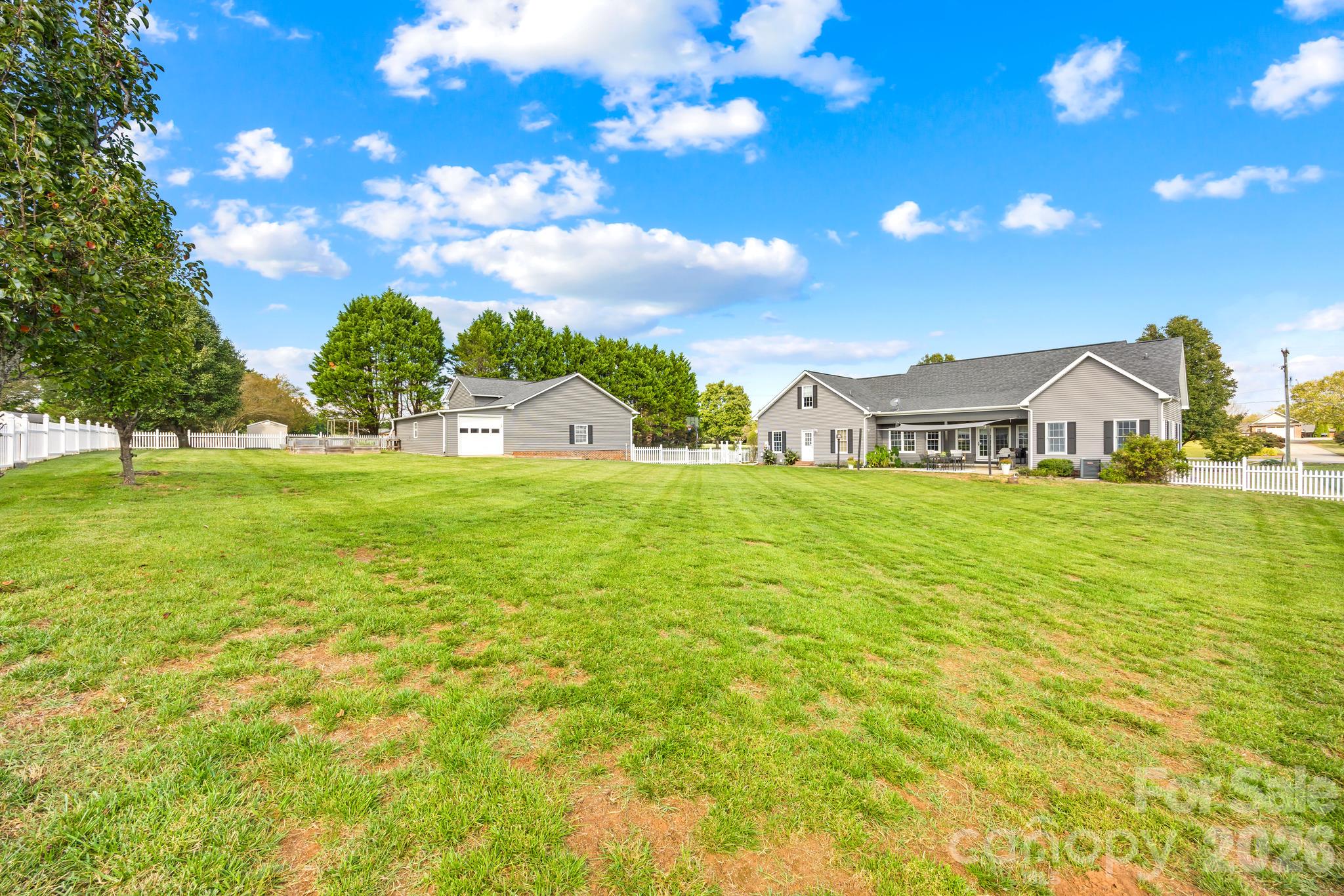 Single Family Residence at 2175 S Chipley Ford Road, Statesville, photo 44 of 47