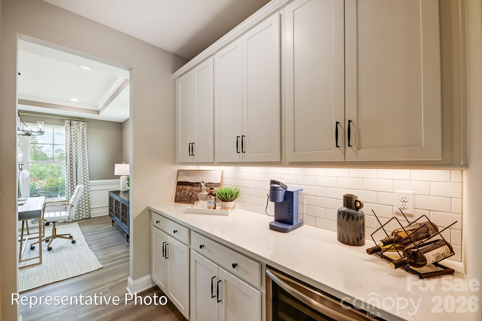 Butlers Pantry - 2193 Caravan Lane, Stanley