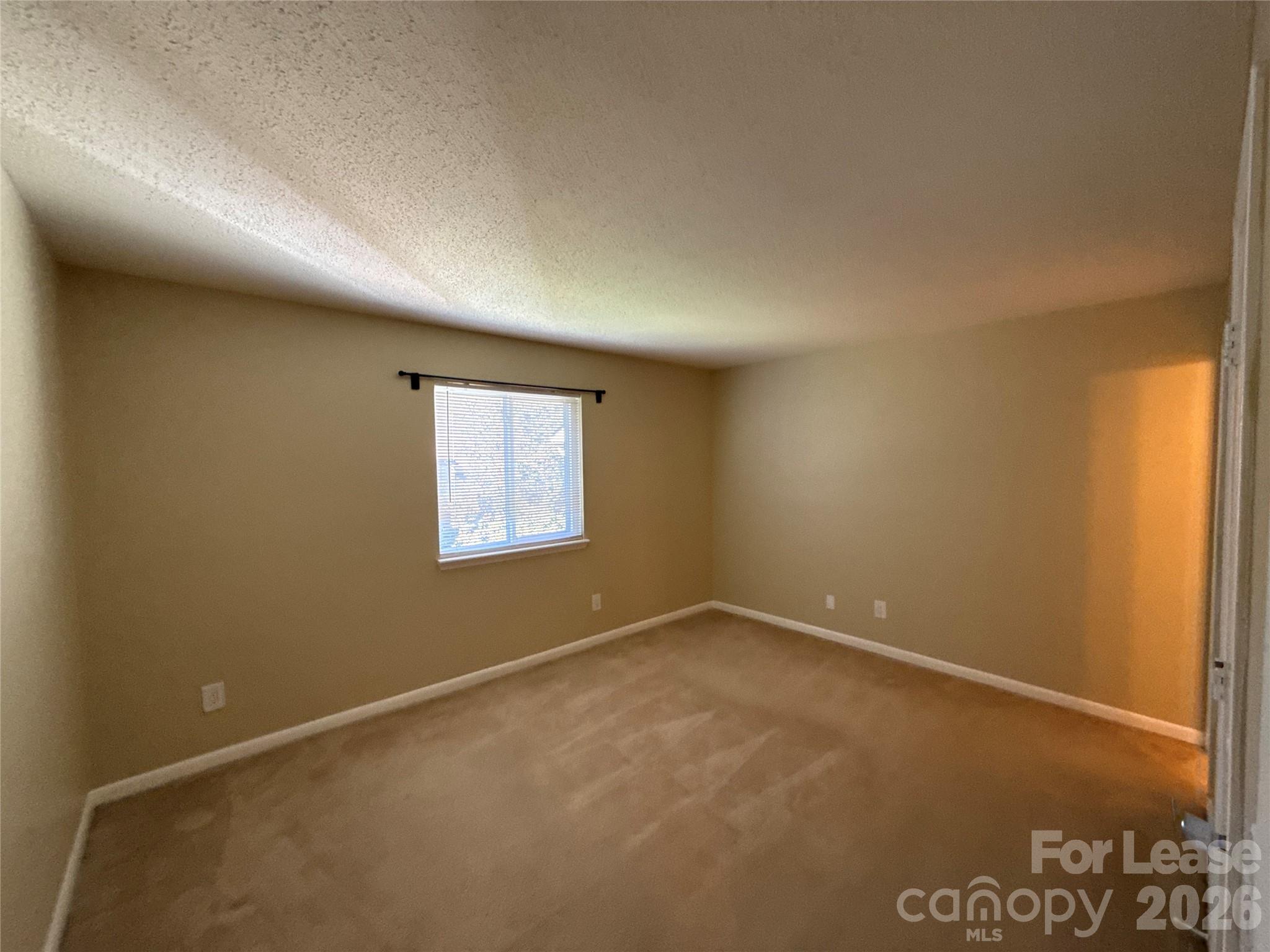 Condominium at 3240 Heathstead Place, Charlotte, photo 7 of 13