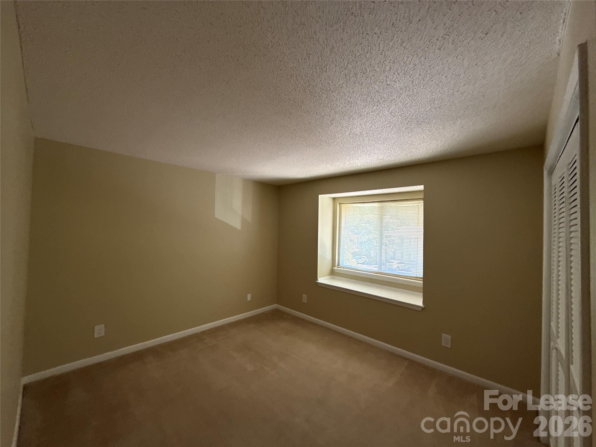 Condominium at 3240 Heathstead Place, Charlotte, photo 9 of 13