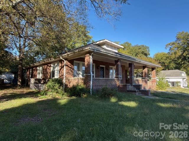 Single Family Residence at 418 W Graham Street, Shelby, photo 17 of 26