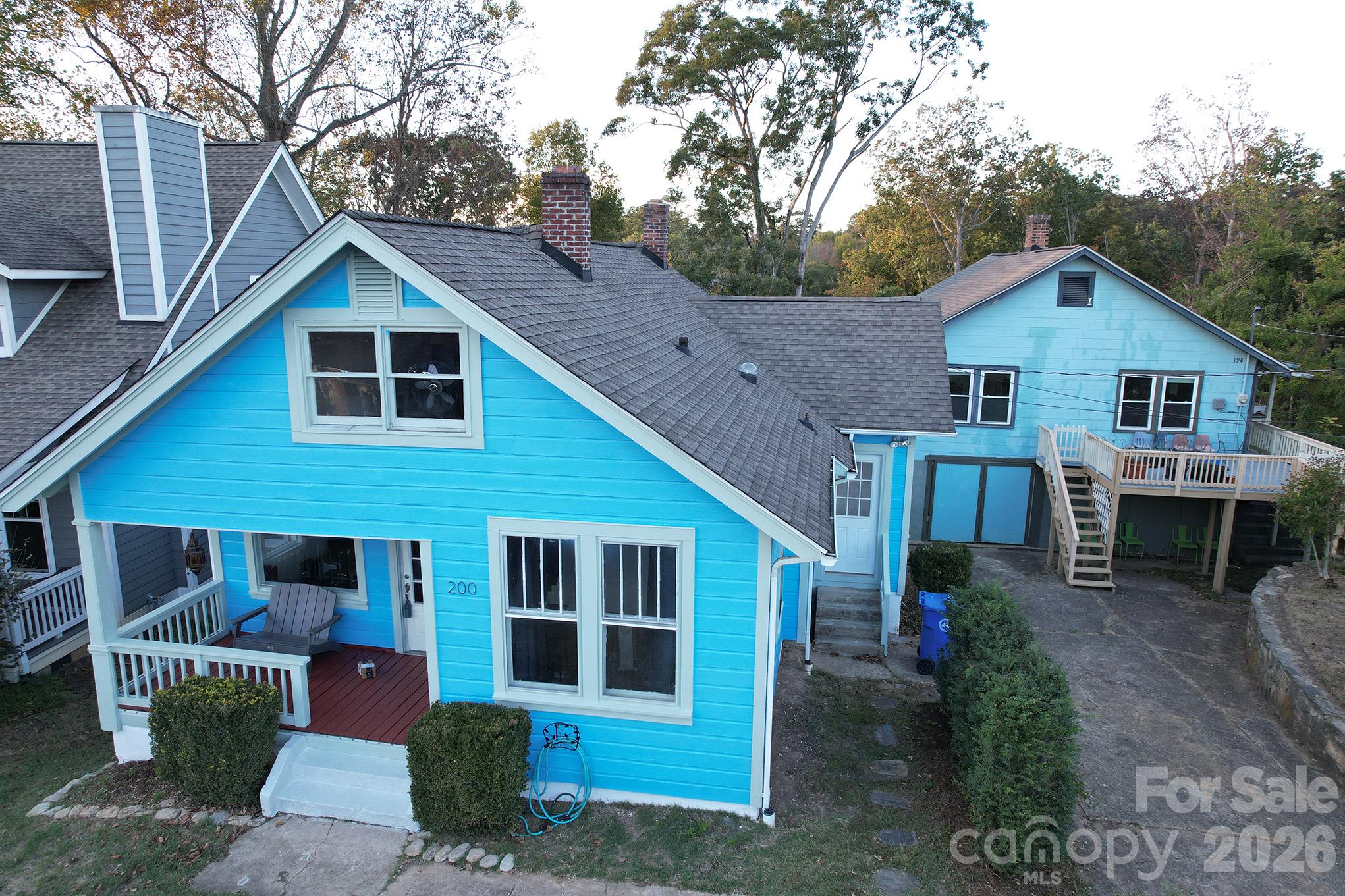 198 & 200 Courtland Place