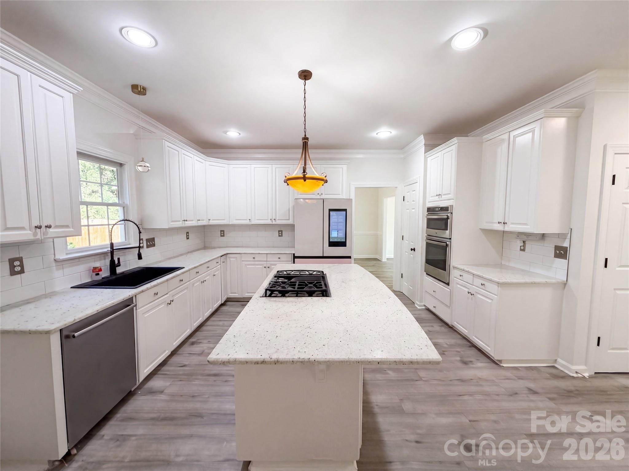 Single Family Residence at 12209 Willingdon Road, Huntersville, photo 6 of 77