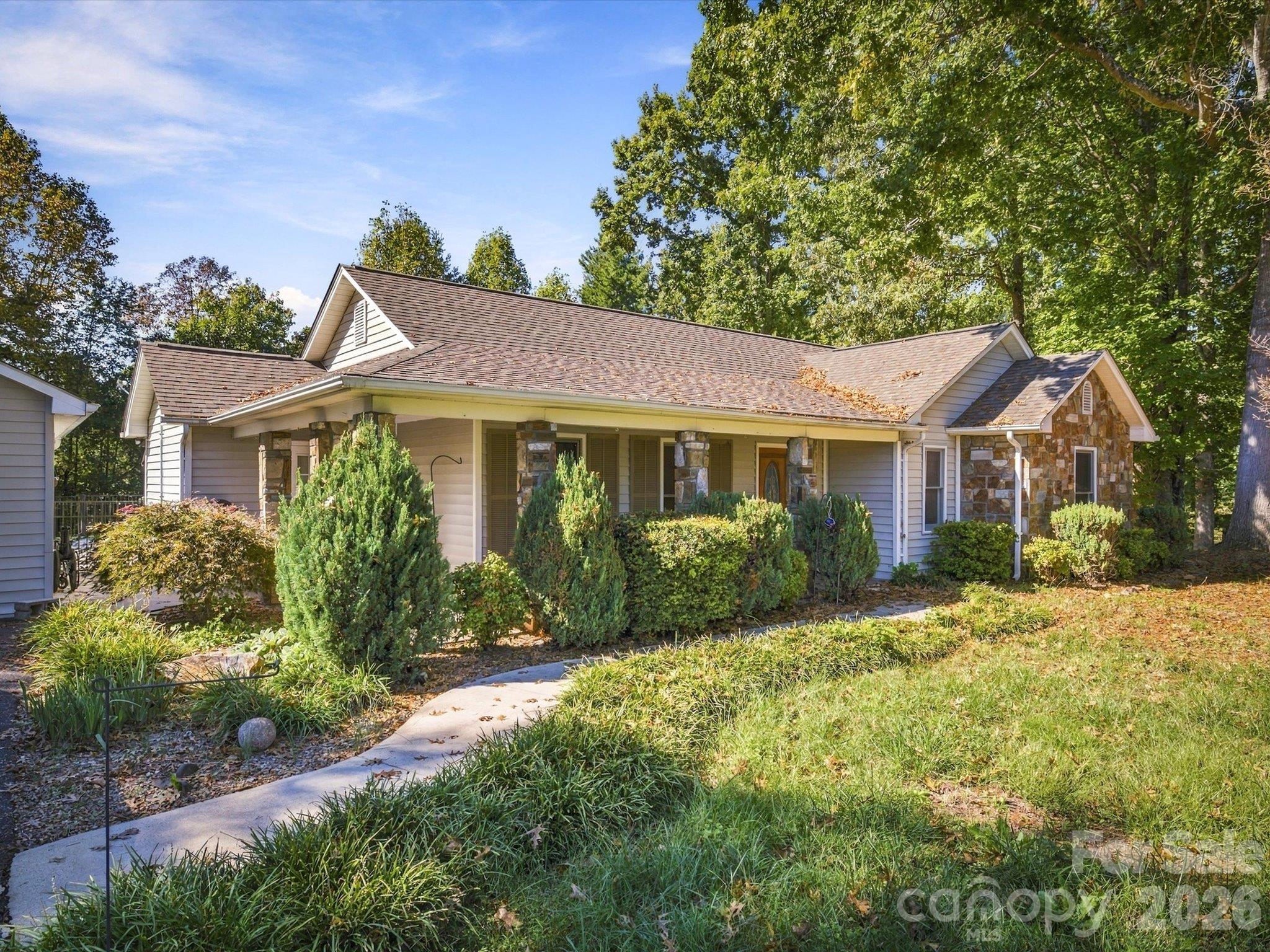 4284 Oakland Drive