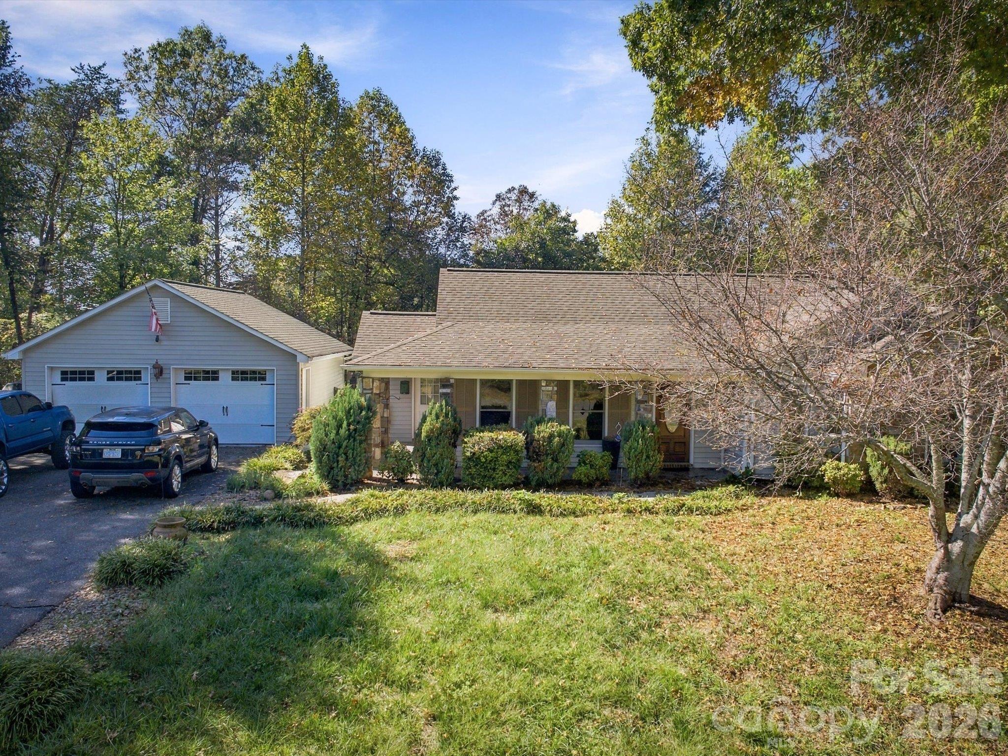 Single Family Residence at 4284 Oakland Drive, Morganton, photo 2 of 37