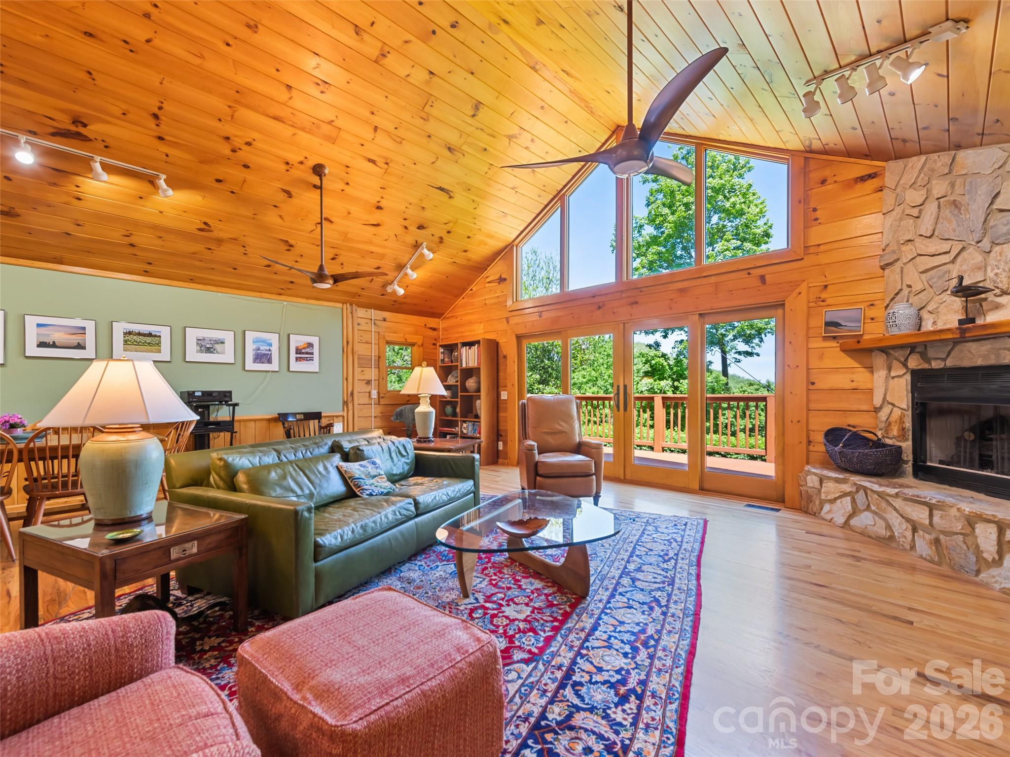 Single Family Residence at 970 Campbell Mountain Drive, Waynesville, photo 9 of 35
