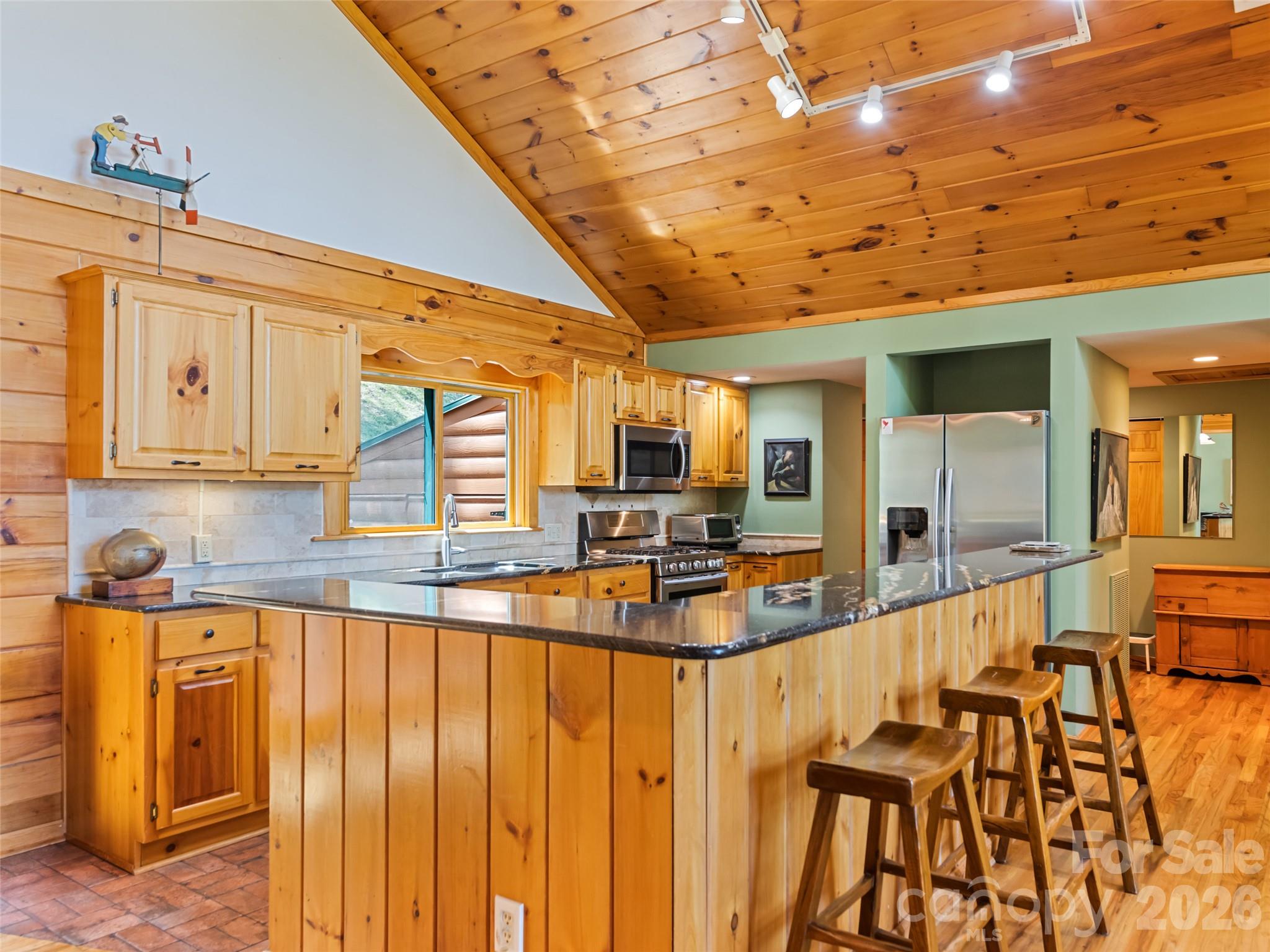 Single Family Residence at 970 Campbell Mountain Drive, Waynesville, photo 14 of 35