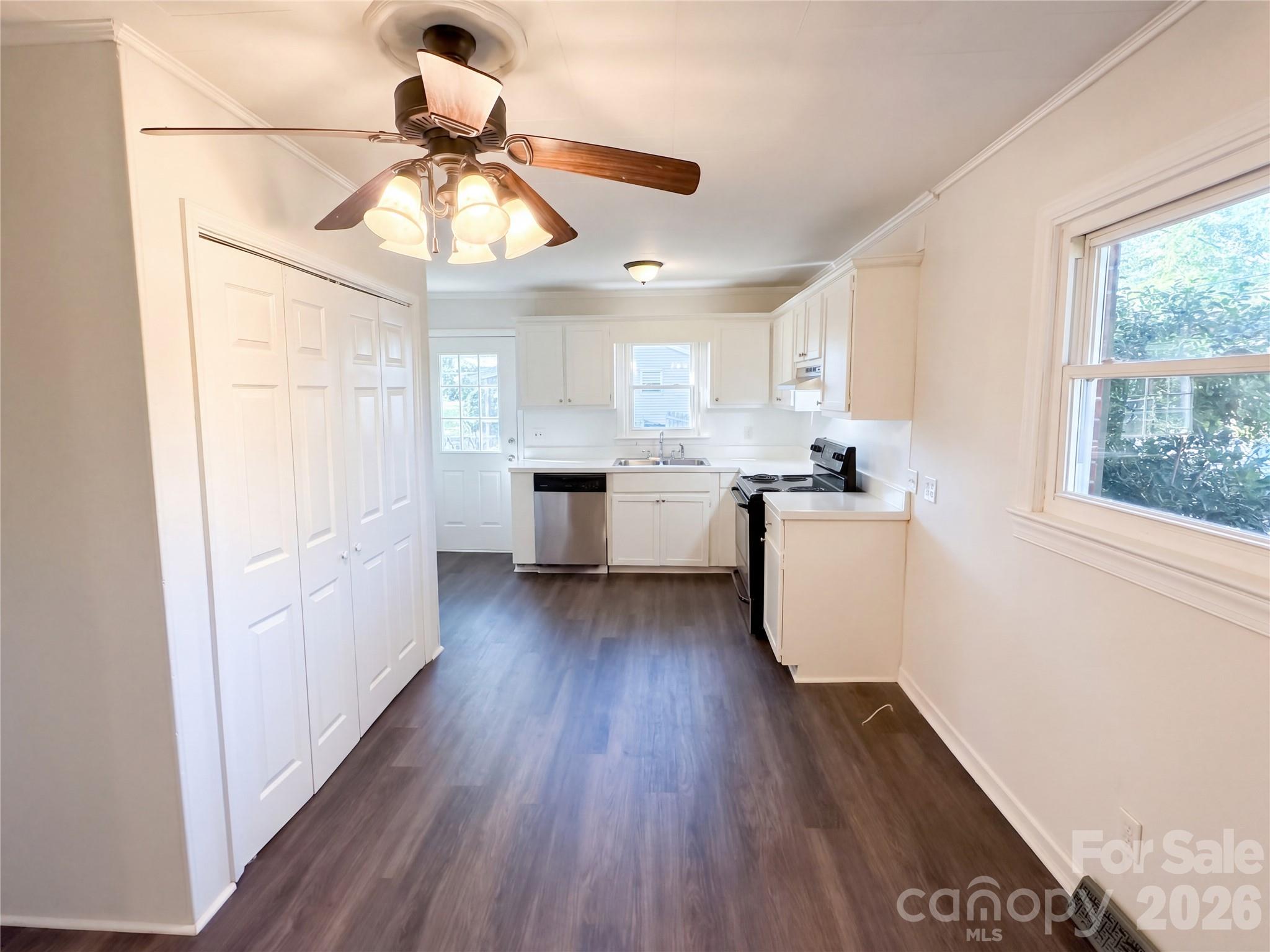 Single Family Residence at 5525 Bertie Avenue, Salisbury, photo 5 of 22