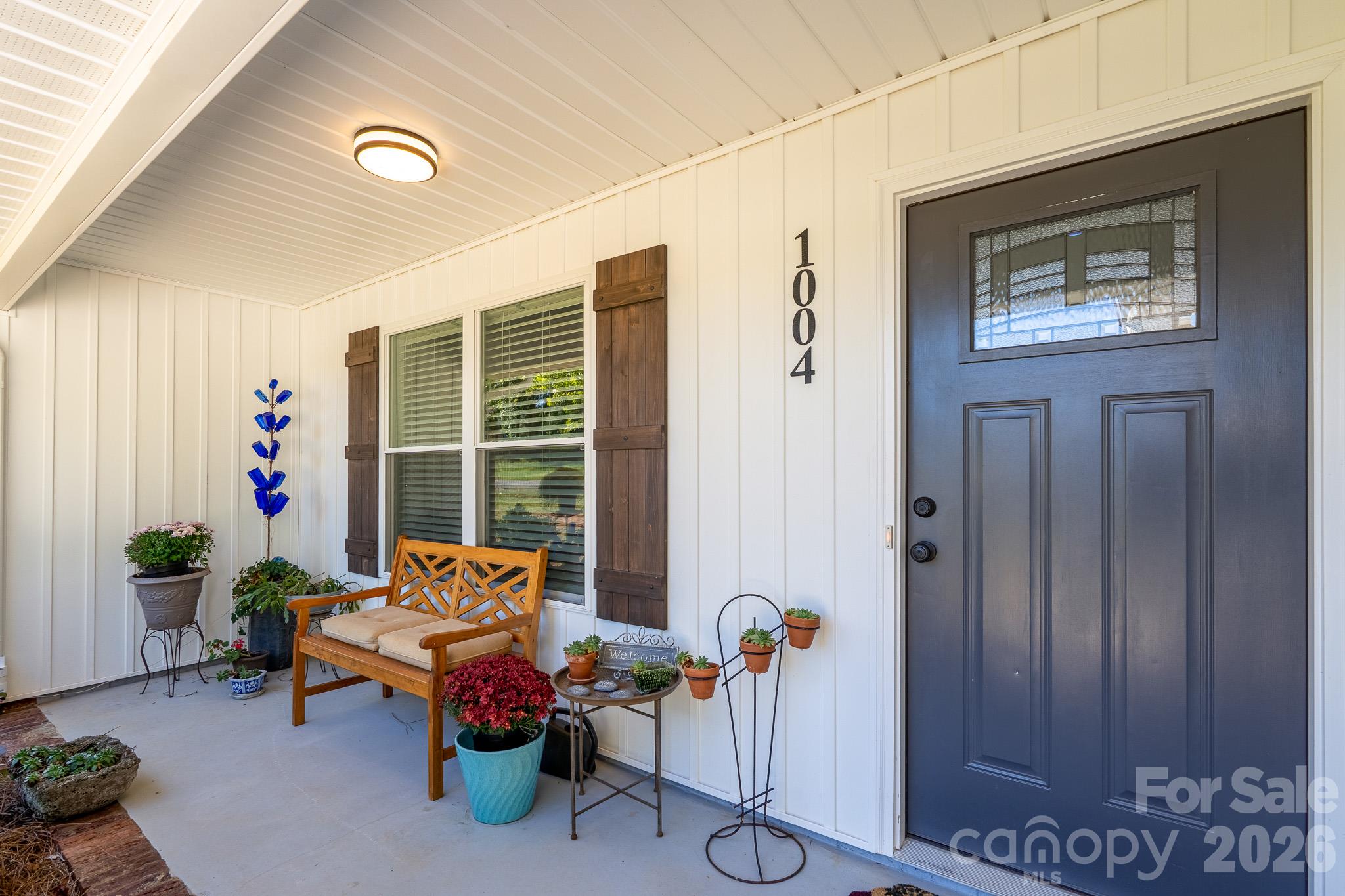 Single Family Residence at 1004 Osprey Lane, China Grove, photo 4 of 34