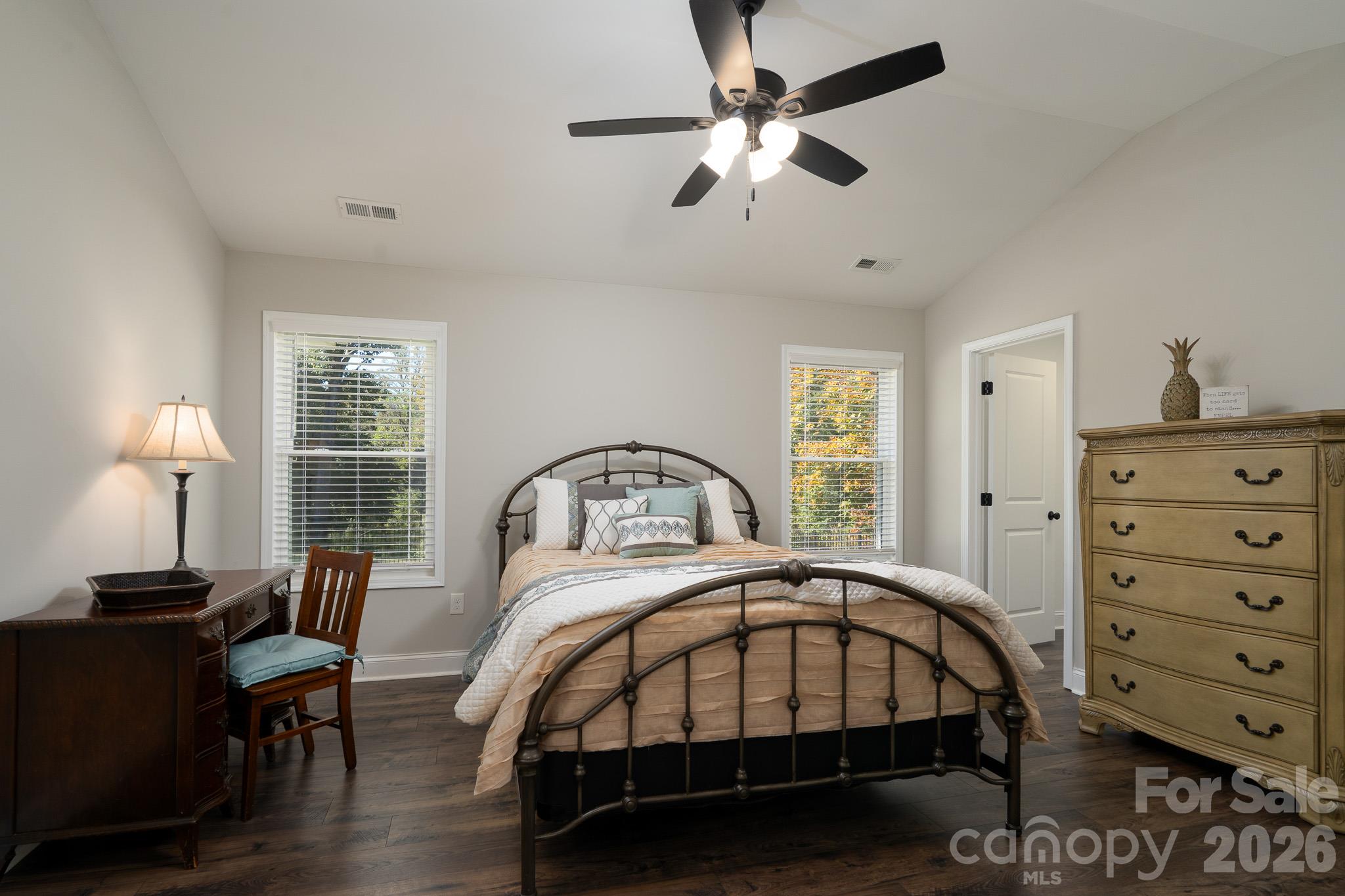 Single Family Residence at 1004 Osprey Lane, China Grove, photo 17 of 34