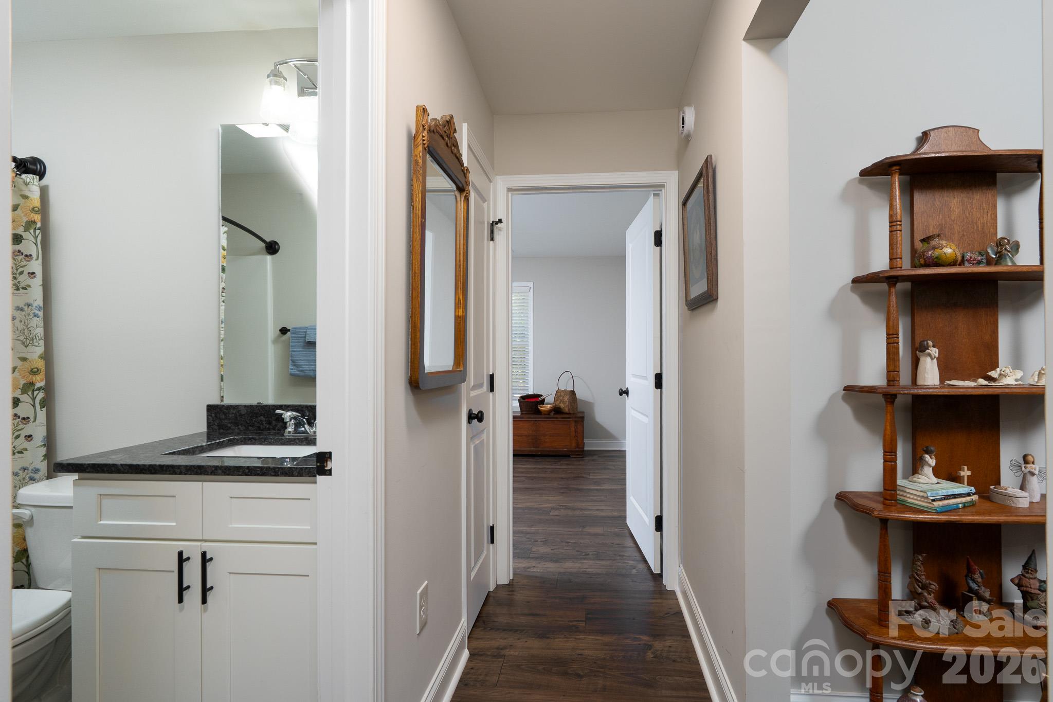 Single Family Residence at 1004 Osprey Lane, China Grove, photo 23 of 34