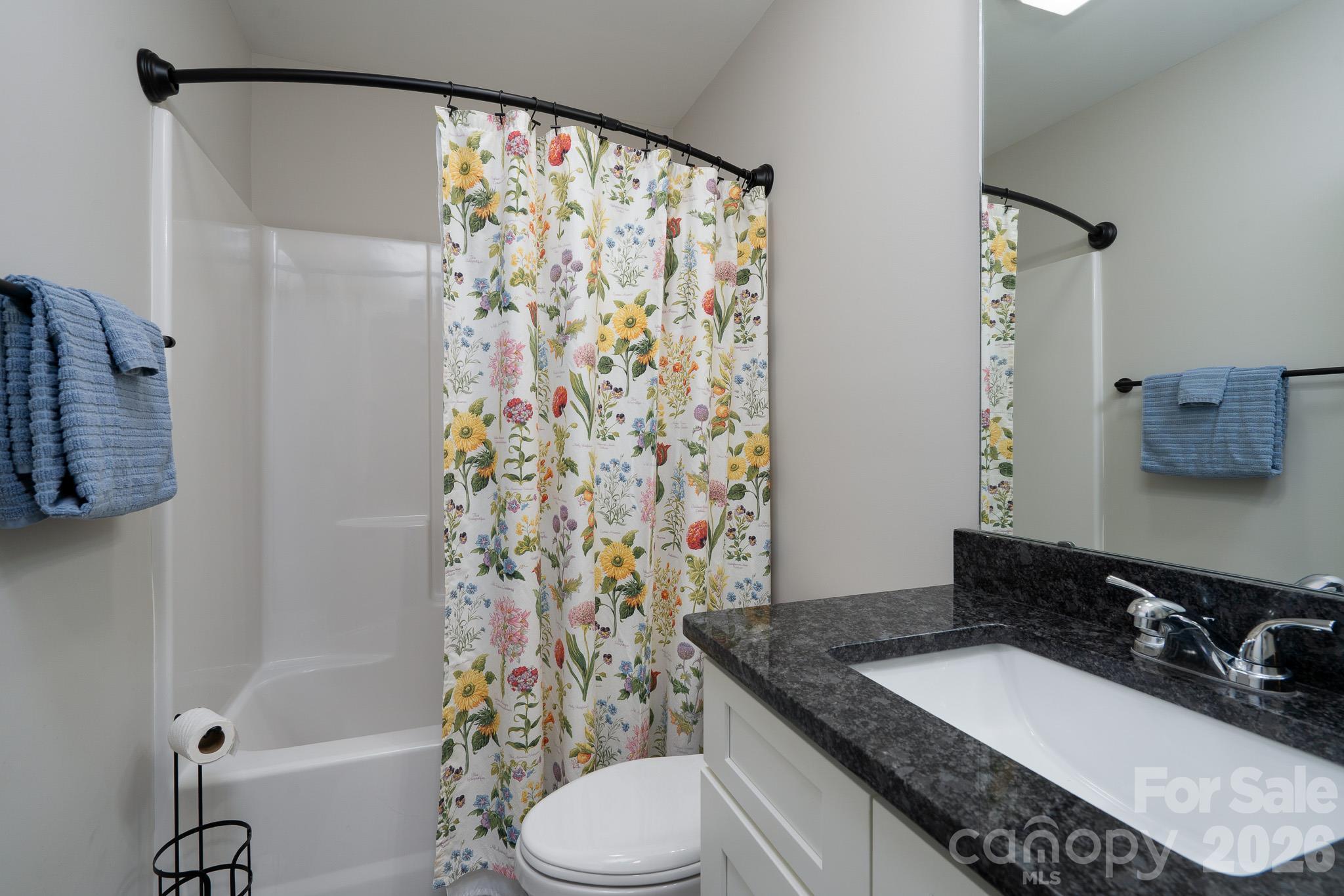 Single Family Residence at 1004 Osprey Lane, China Grove, photo 27 of 34