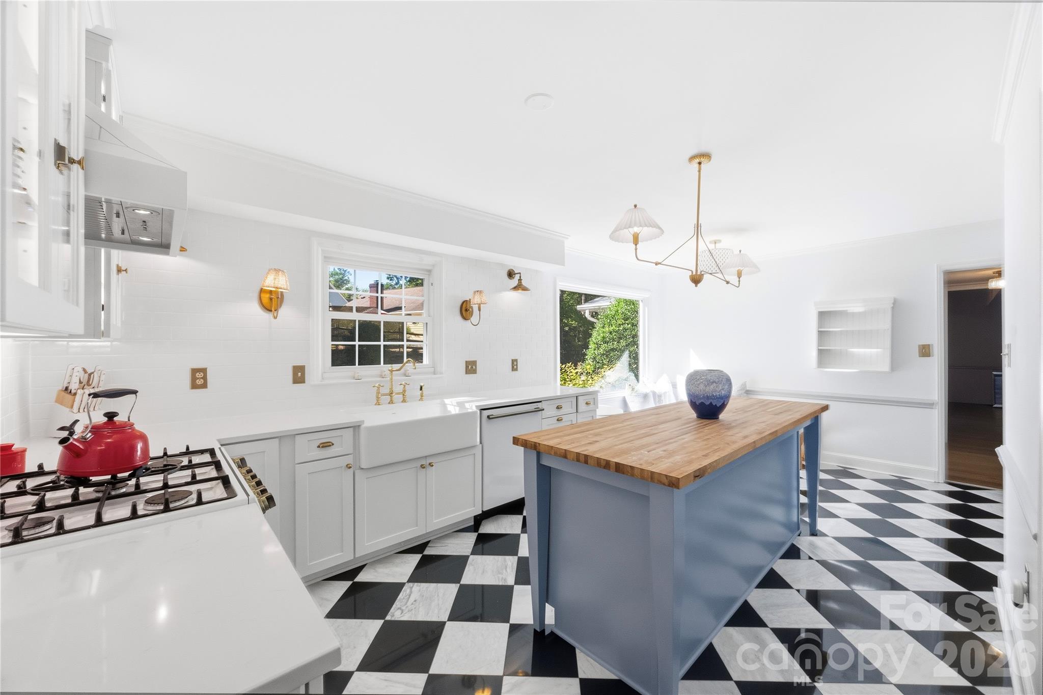 Single Family Residence at 2221 Hamilton Mill Road, Charlotte, photo 13 of 30