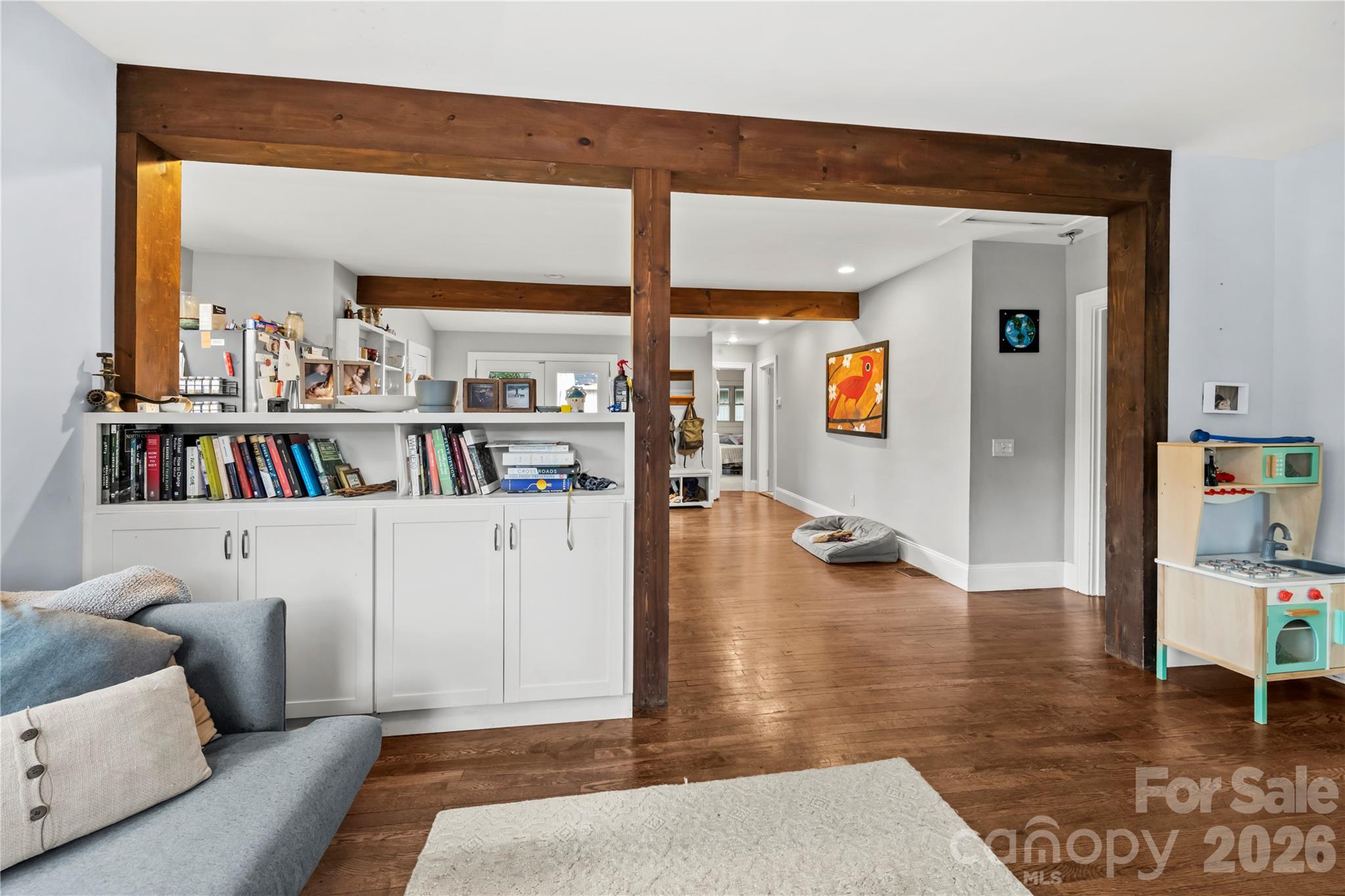 Single Family Residence at 9 Oakley Road, Asheville, photo 10 of 21