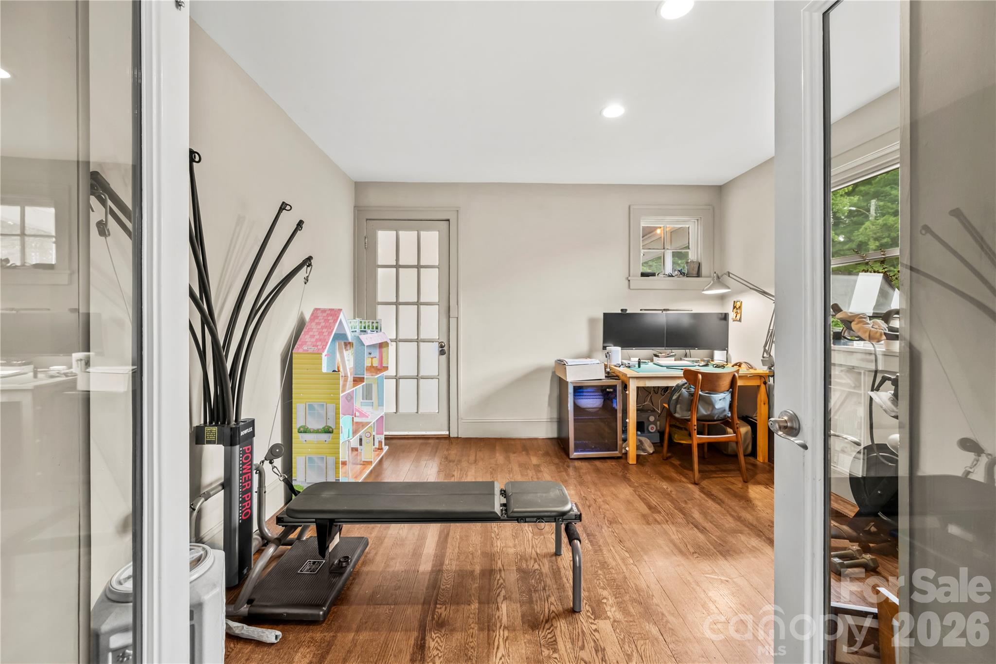 Single Family Residence at 9 Oakley Road, Asheville, photo 16 of 21